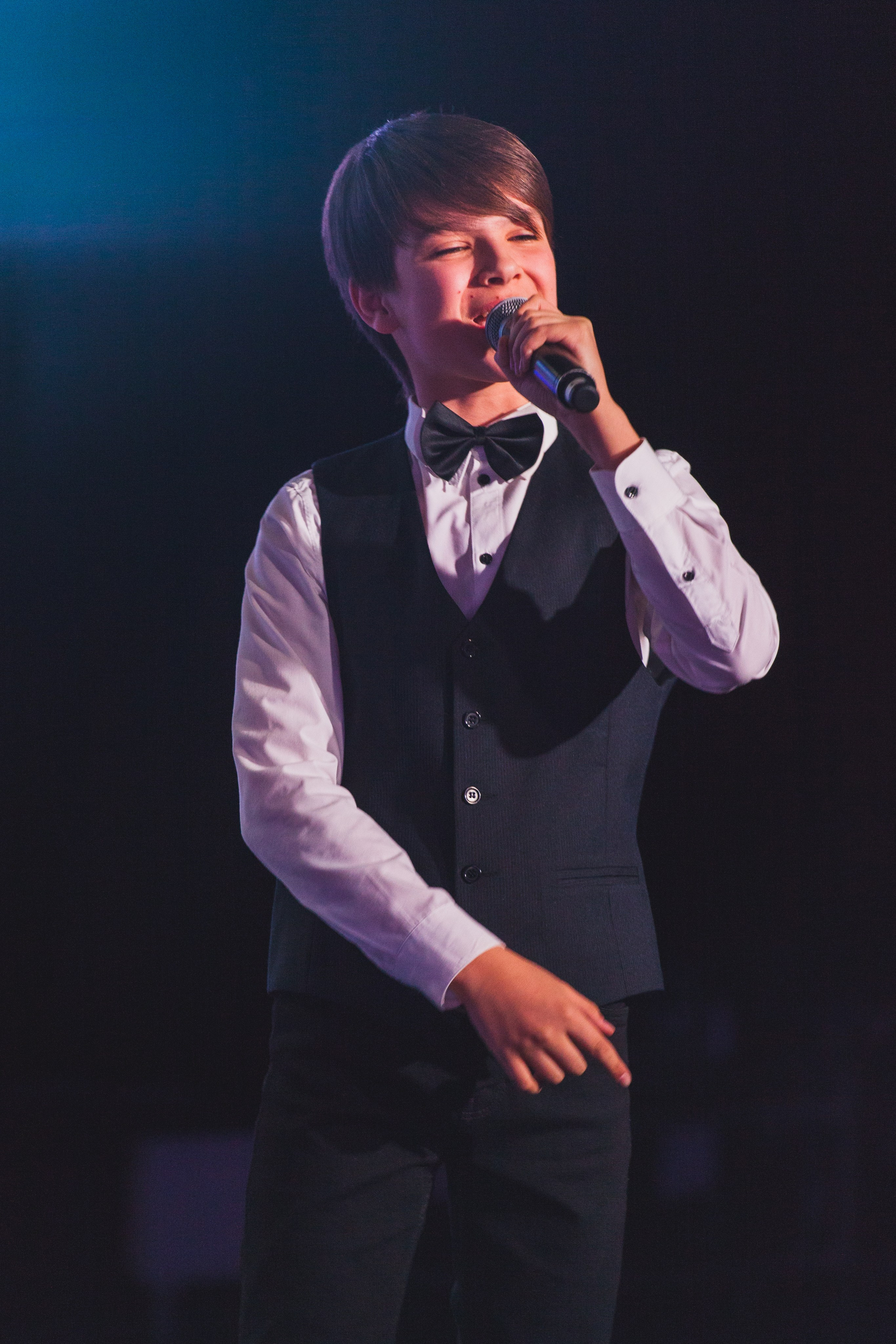 О2ТВ группа СТРАНА. Видеооператор/Фотограф Николай Завьялов