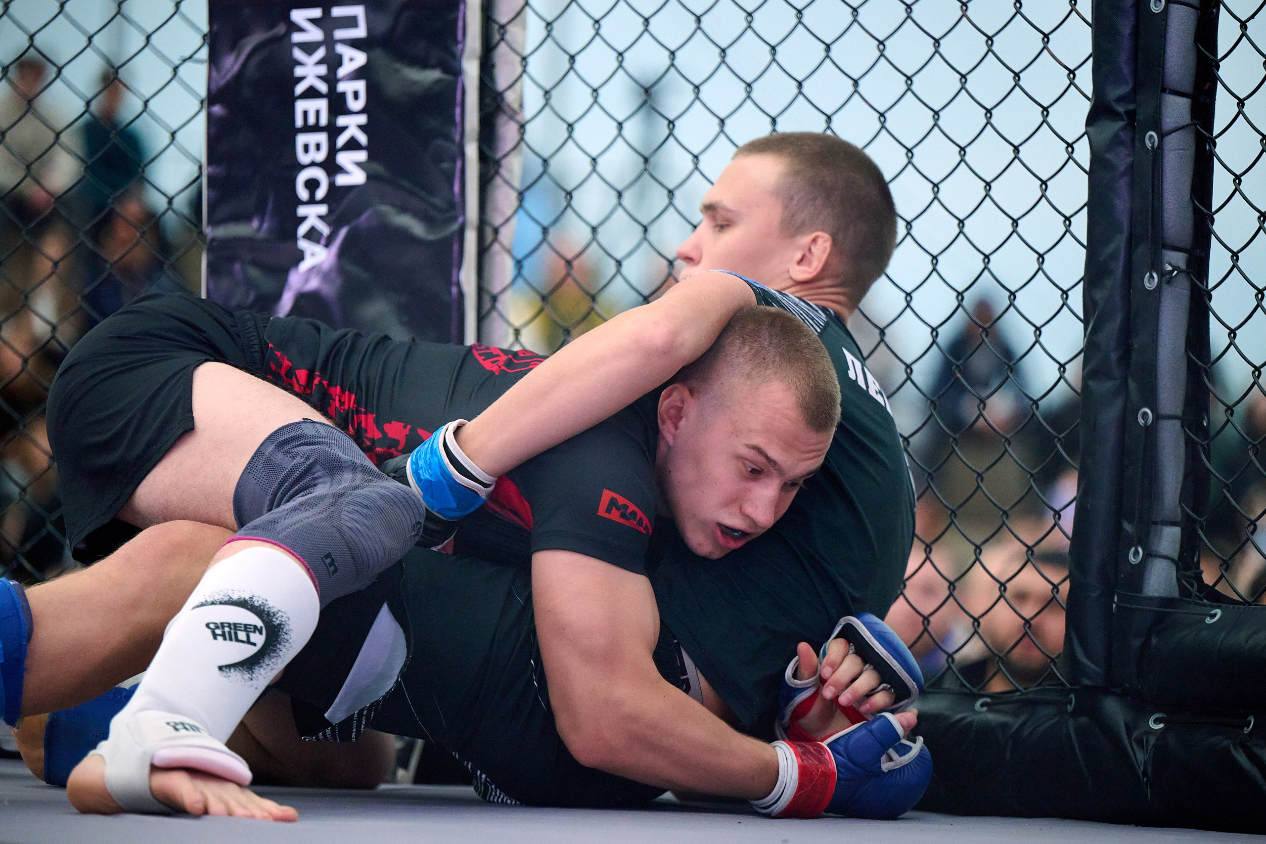ММА. Битва на Иже-4. Спортивный репортажный фотограф в Ижевске Сергей Мерзляков