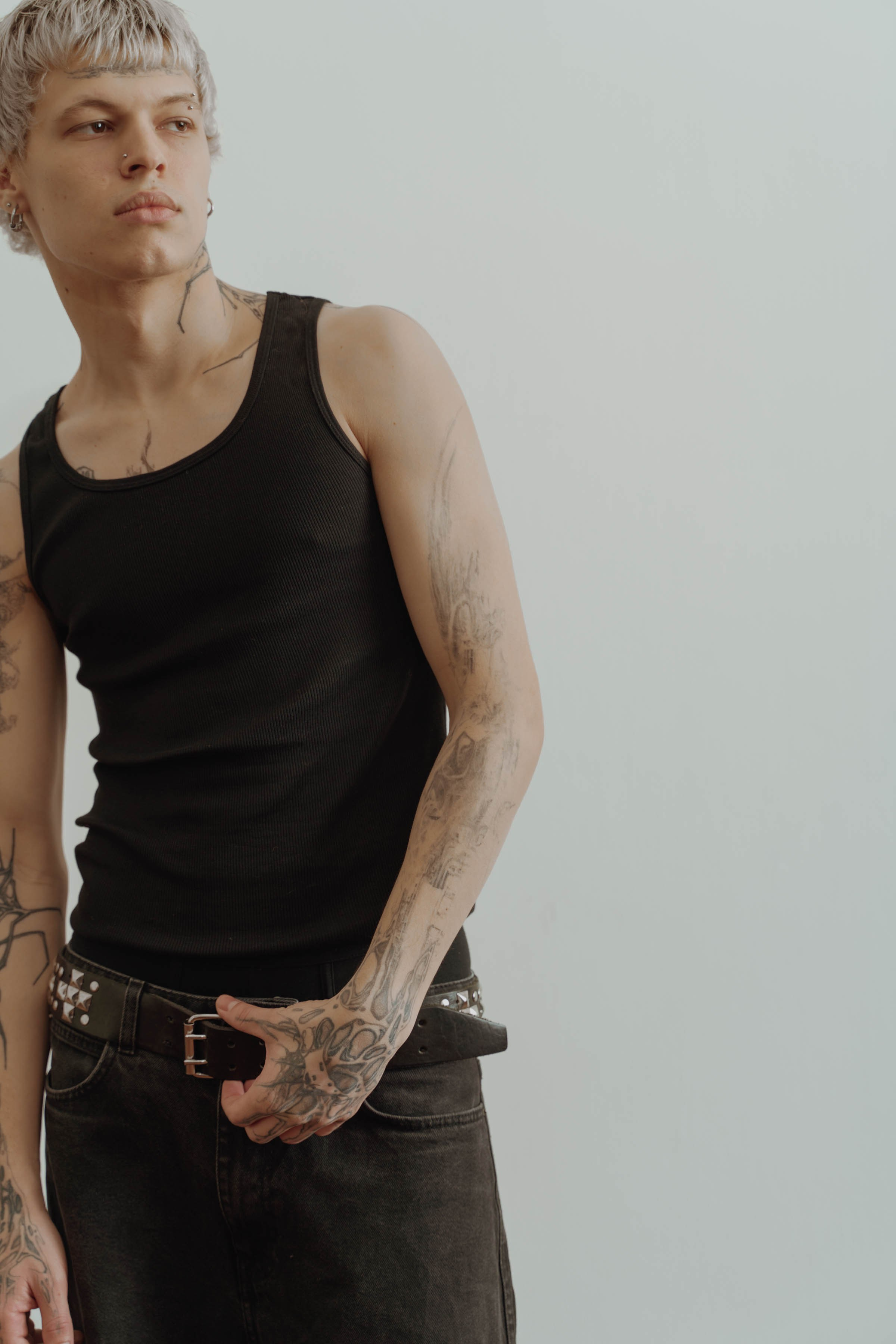 Виктор. Главная