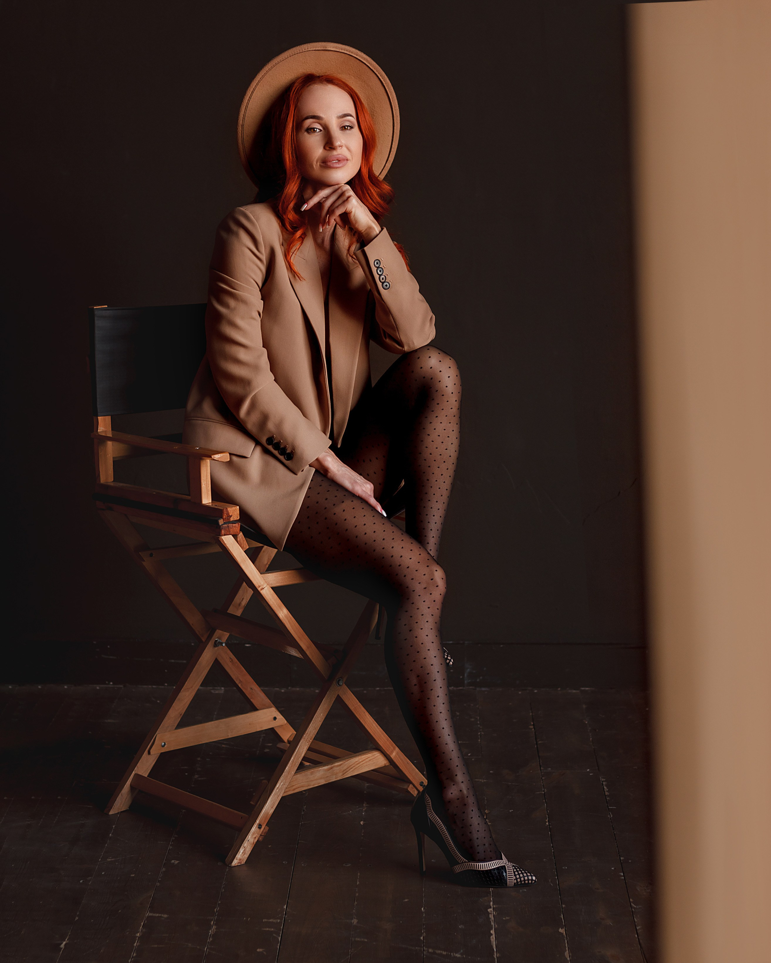 Женские портреты-фотосессии в Москве от фотографа Анастасии Инвиш. Эротическая фотосессия в стилю ню в Москве — заказать ню фотосессию от 19 800 руб!