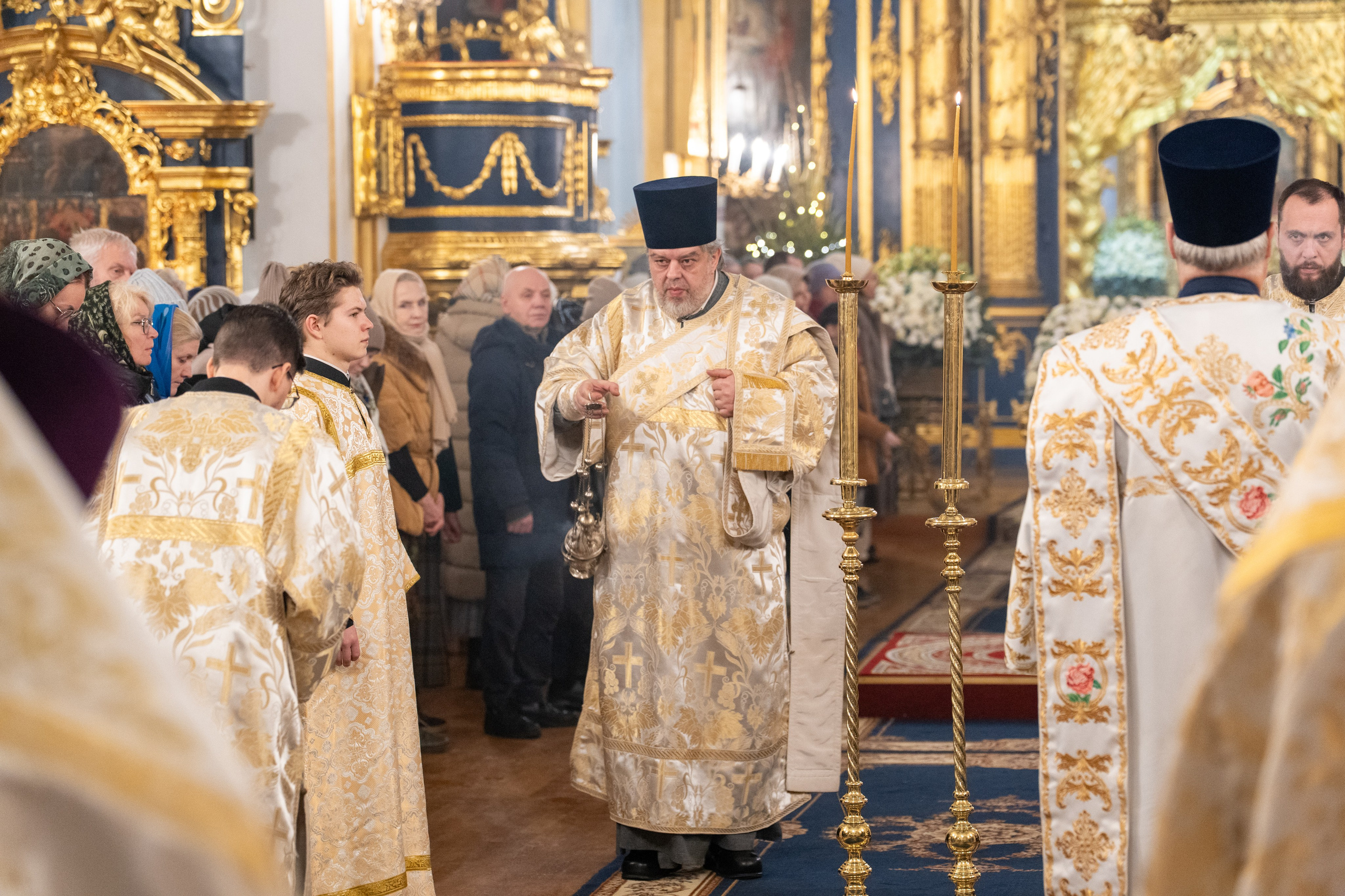 Праздничное бдение в Николо-Богоявленском морском соборе. НИКОЛО-БОГОЯВЛЕНСКИЙ МОРСКОЙ СОБОР