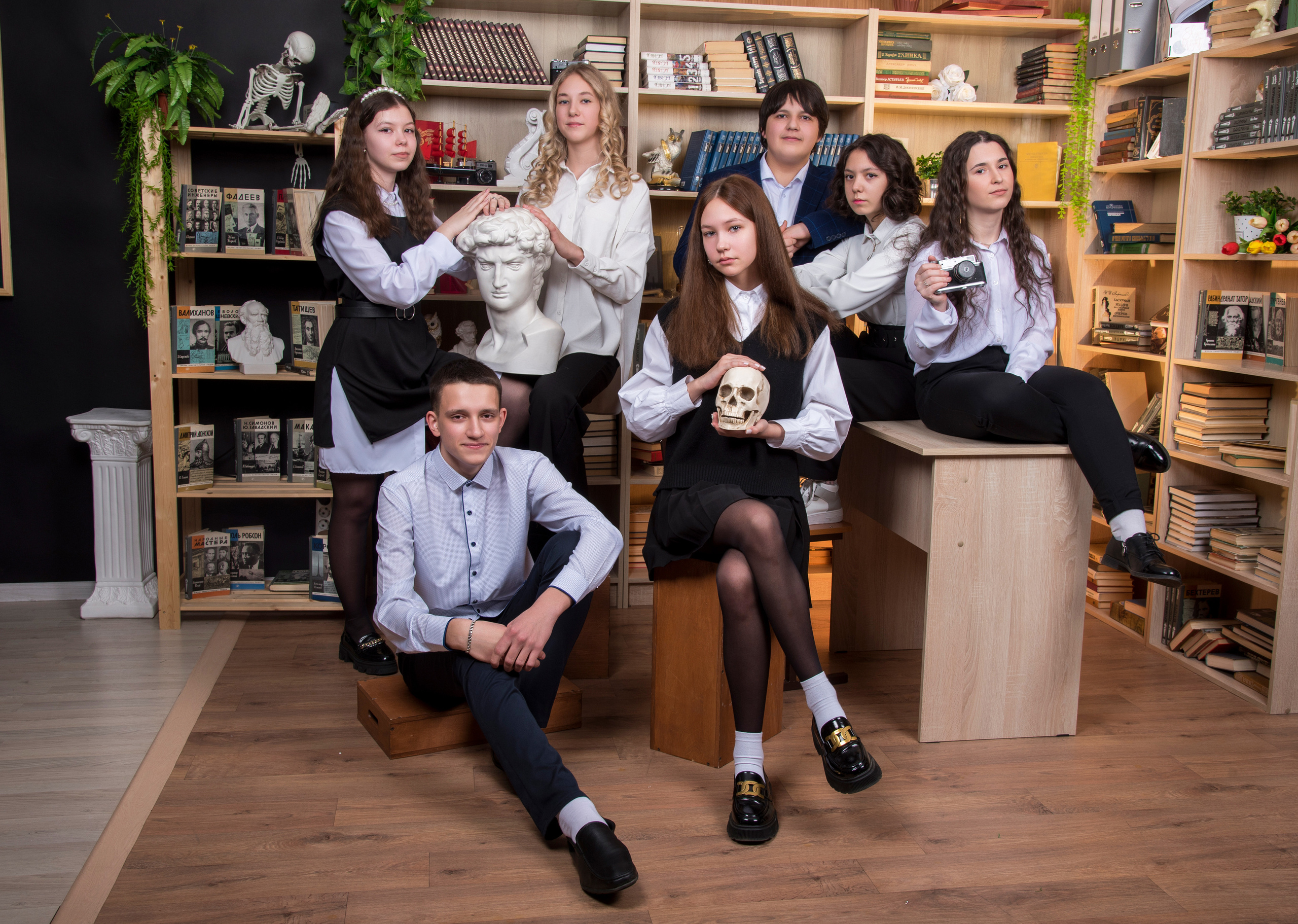 21 школа 9 Б класс г. Канск. Студия выпускных альбомов VeryBook ®