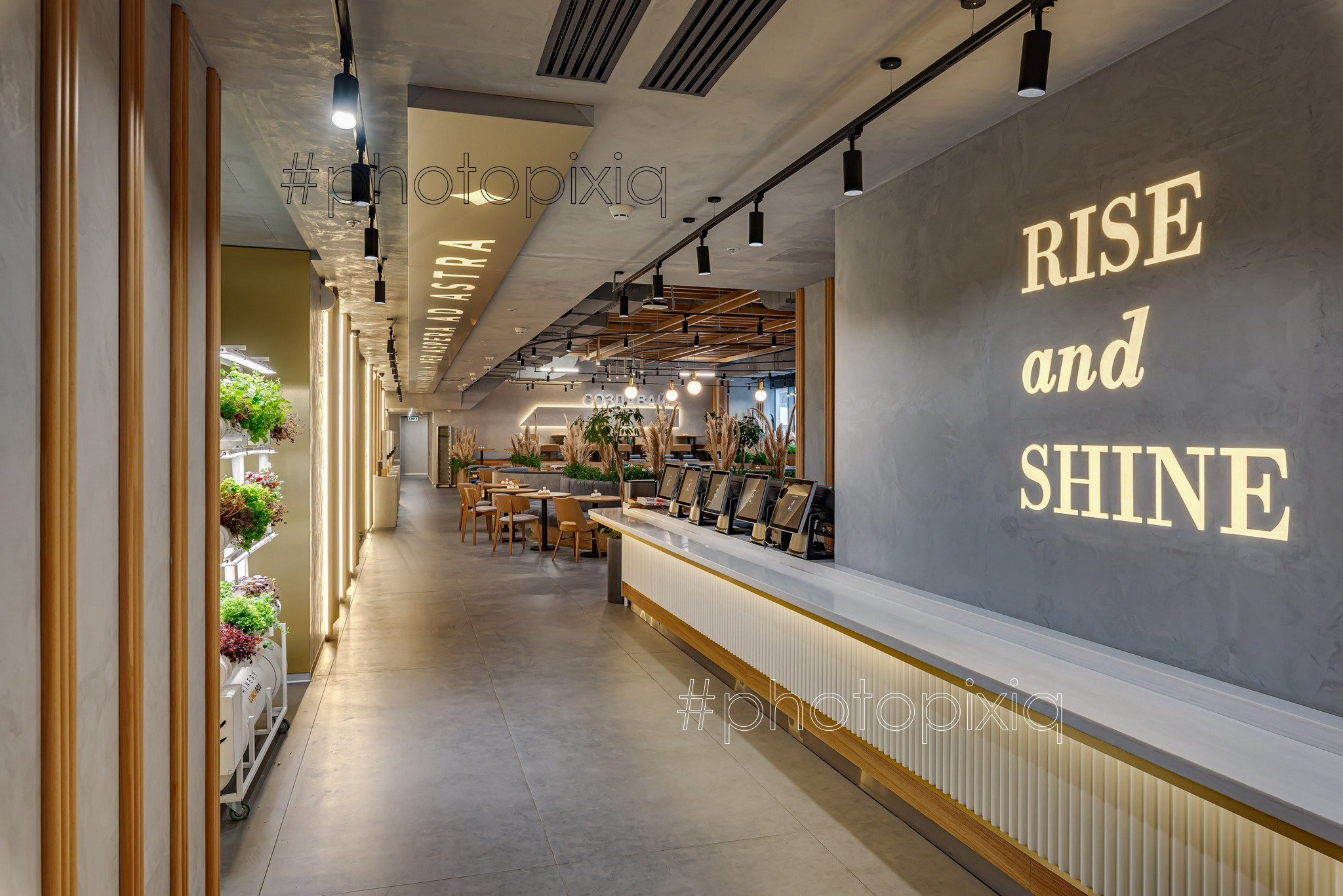 Фотосъёмка кафе LUNCH-BOX в Башне ОКО. Интерьерная съёмка и виртуальные туры — Интерьерный фотограф Кузнецов Сергей (photopixiq)