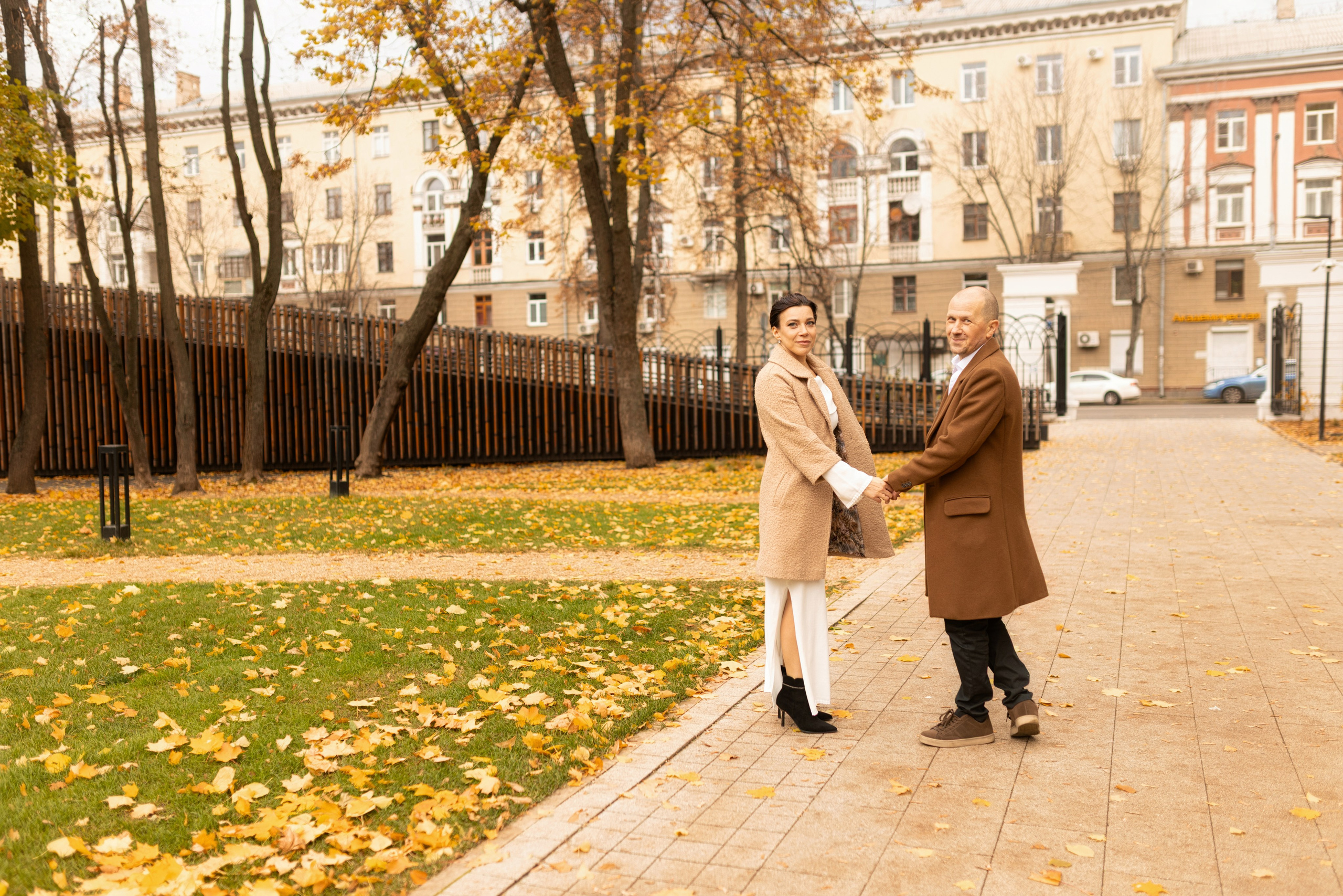 Алексей и Евгения. Свадебная прогулка в позднем октябре. Дмитрий Шульгин, портретный фотограф в Воронеже