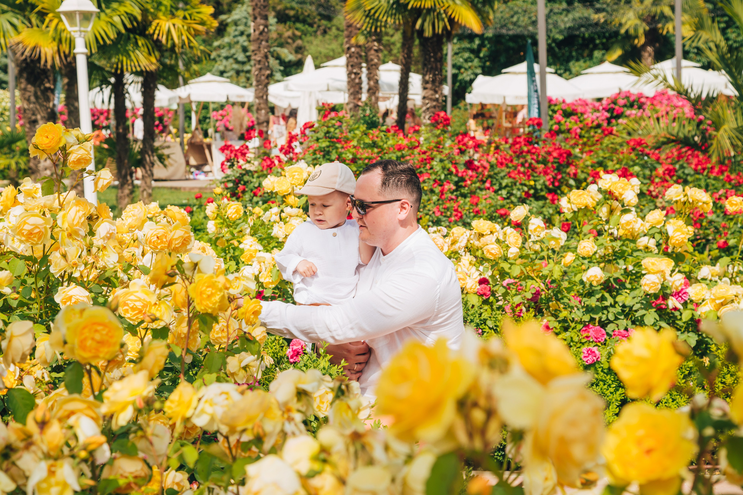 Дима, Ляйсан и Миша на Ривьере (Май 2025 г.). Фотограф Сочи, Адлер, Красная Поляна — Вероника Радченко