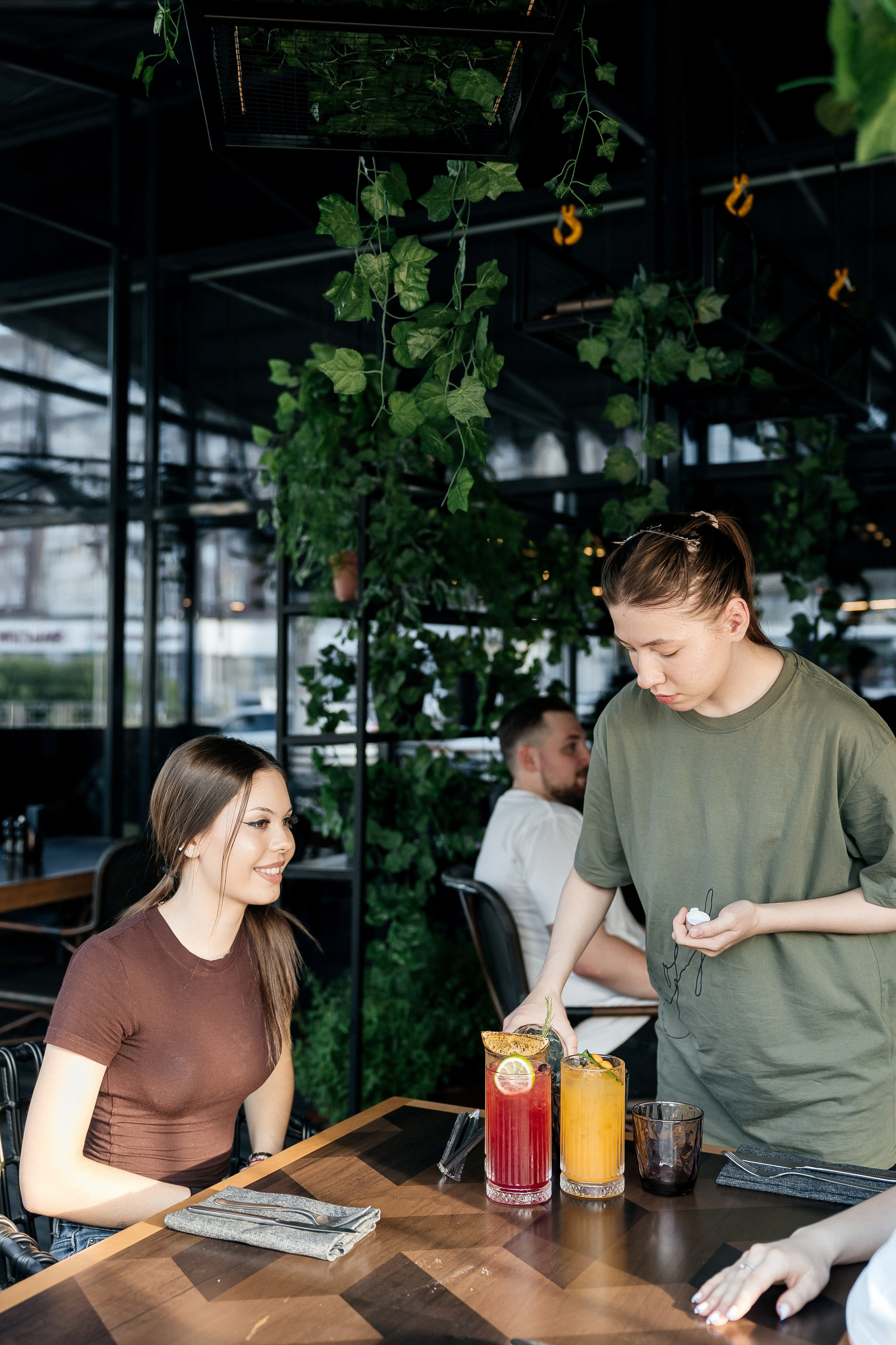 ГОРЯЧИЙ ЦЕХ открытие летней террасы. Фотограф свадебный семейный в Красноярске Шукшина Наталья