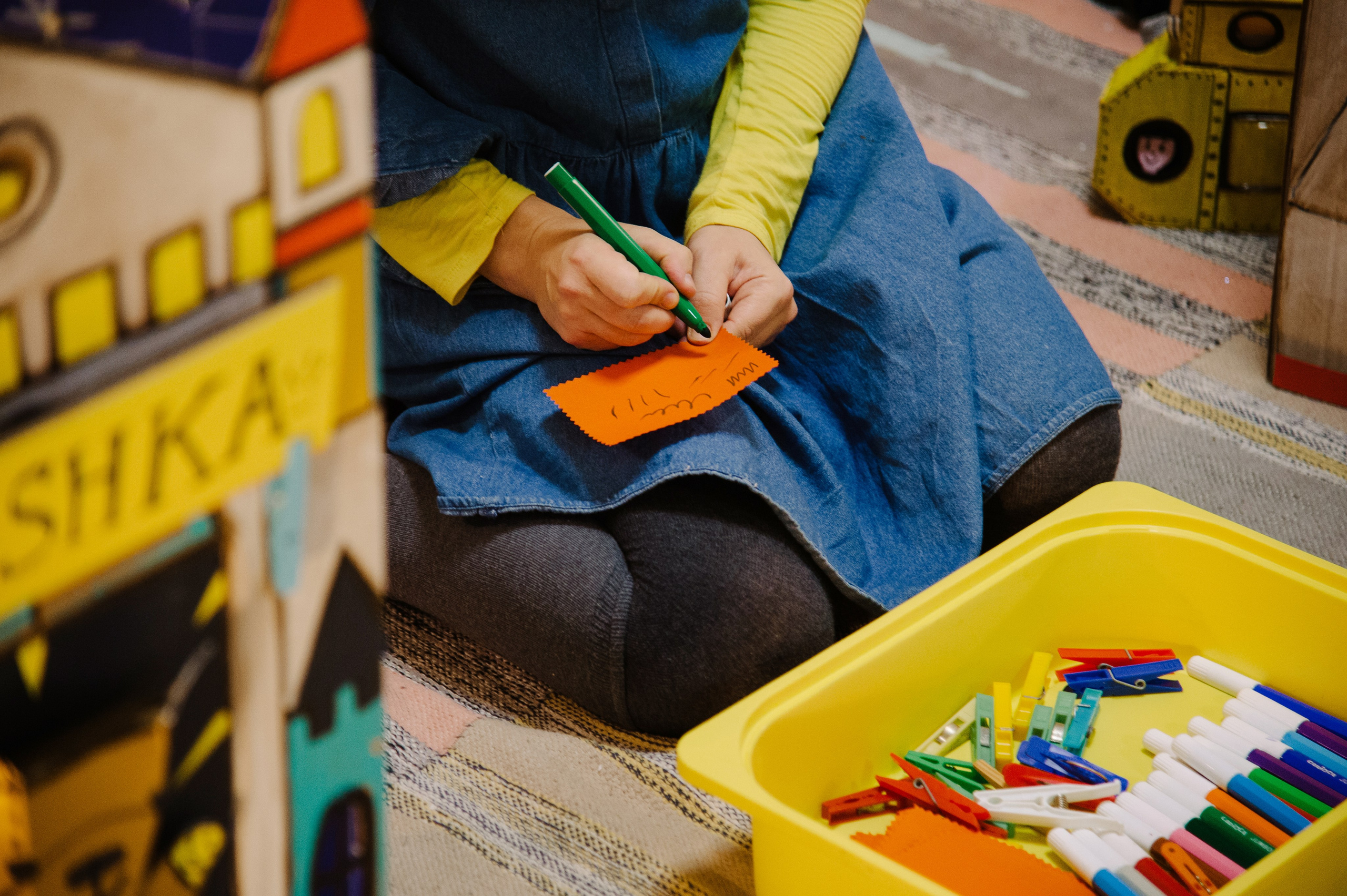 Эмили и Кролик Стенли. Фотограф Алиса Калинина