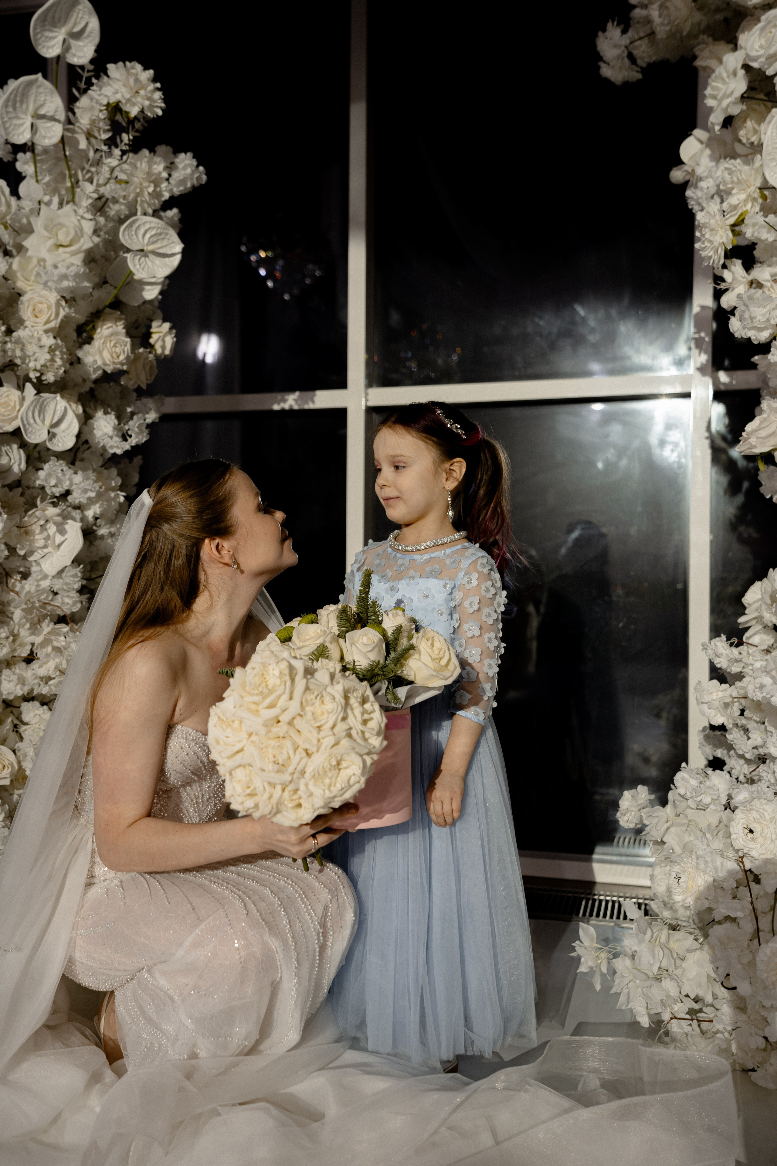 СВАДЕБНАЯ СЬЕМКА СБОРОВ В ОТЕЛЕ И ВЫЕЗД НА ЦЕРЕМОНИЮ (СНЯТО В СИБИРЕ В НИЖНЕВАРТОВСКЕ). Профессиональный фотограф, Санкт-Петербург — Виктория Богомолова