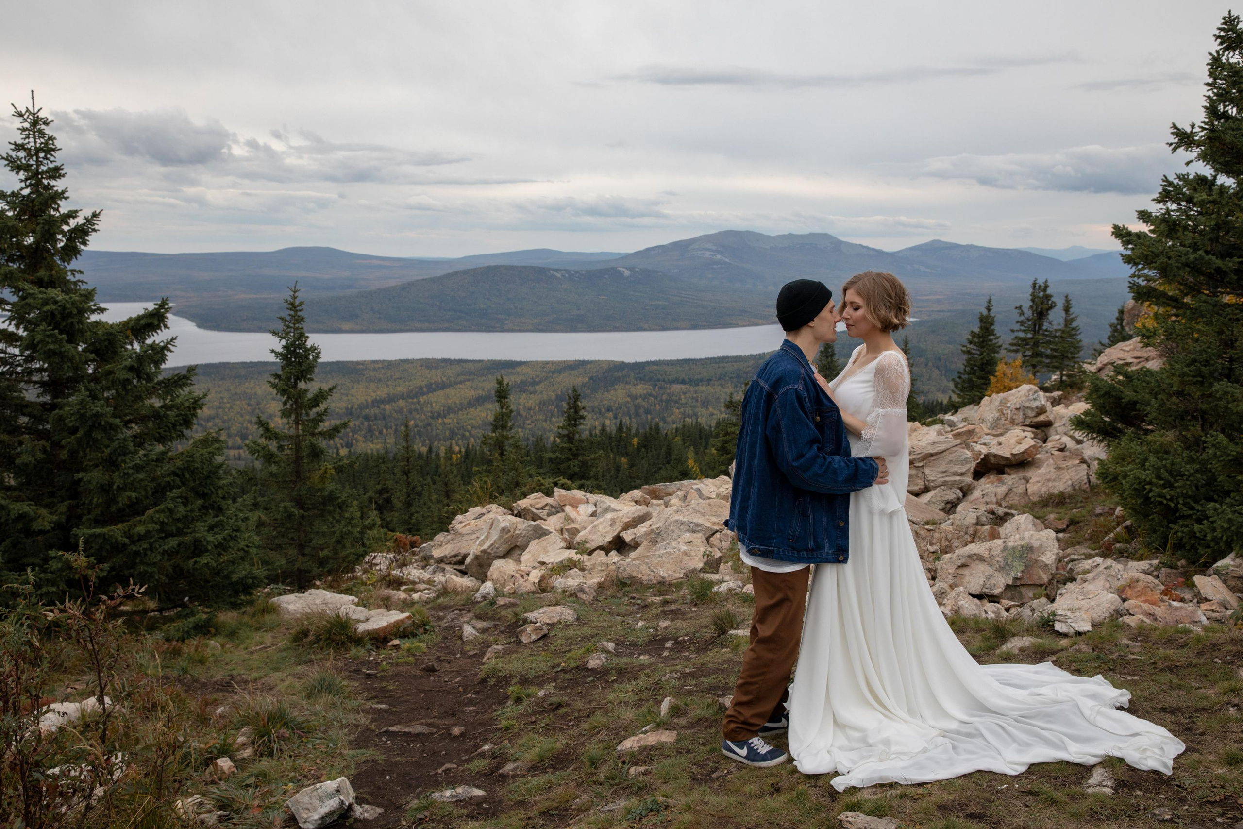 Свадебный фотограф Виктория