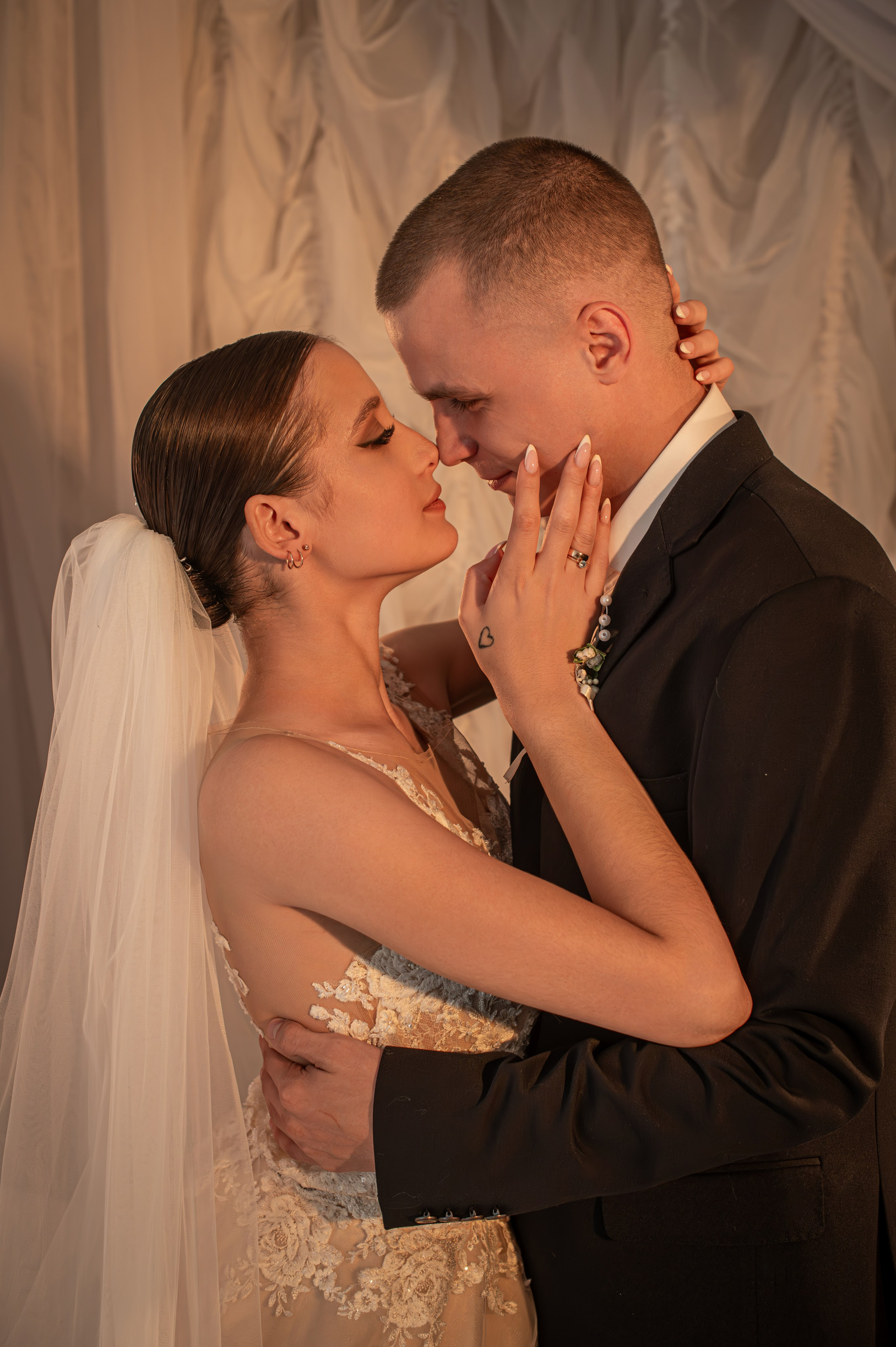 Съемка в студии, гостинице. Семейный и свадебный фотограф в Донецке Донская Анастасия