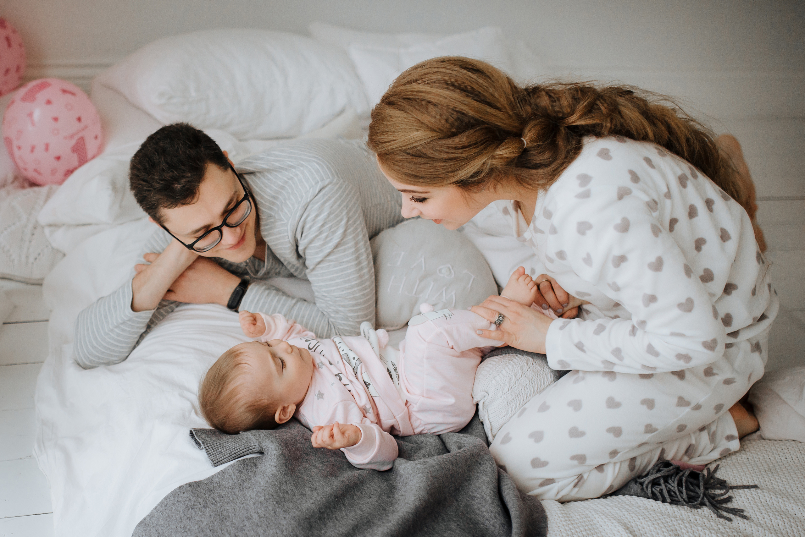 Семейная фотосессия в студии СПб. Семейный и детский фотограф в Санкт-Петербурге Маша Бичан