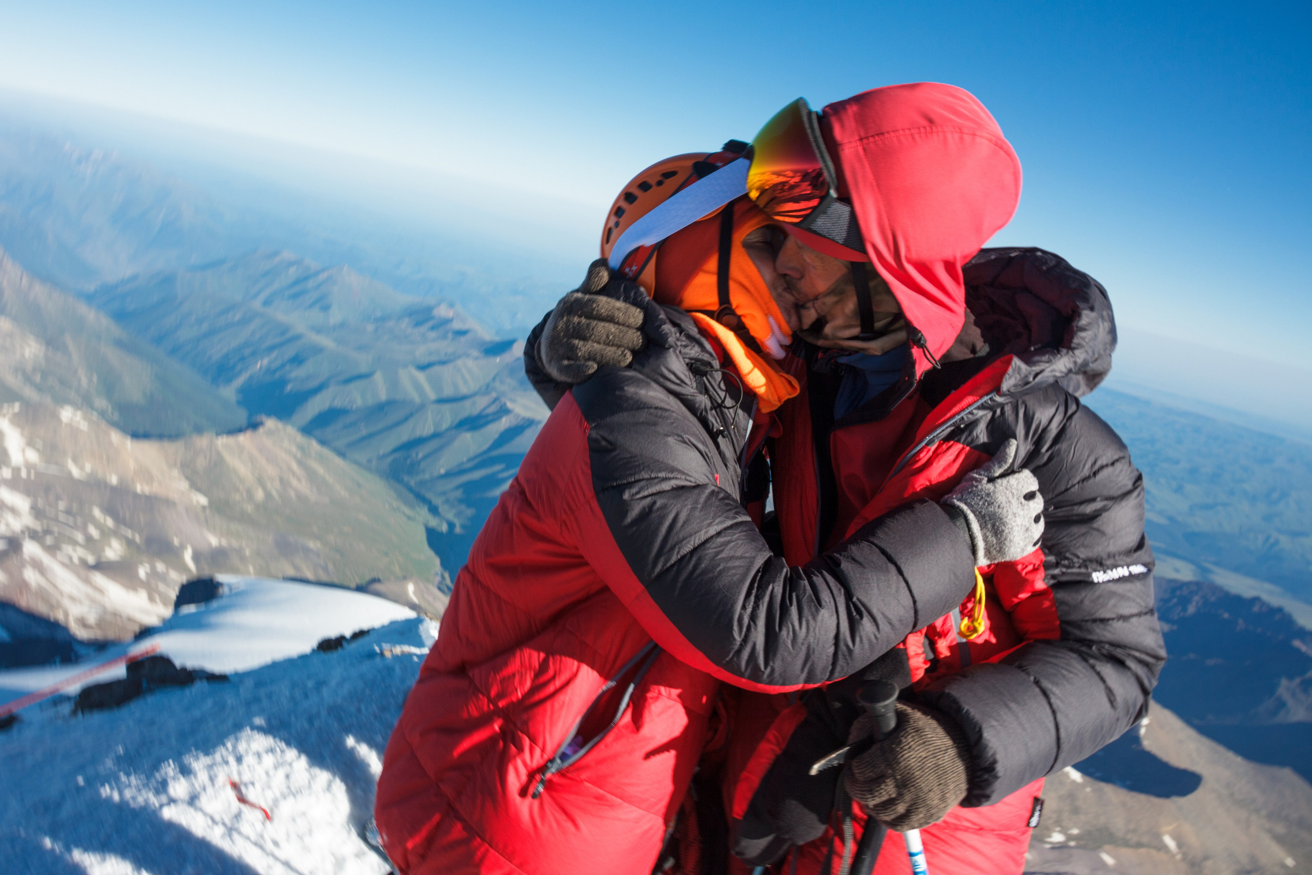 Восхождение на Эльбрус (пример съемки). Фотограф Котий Даниил