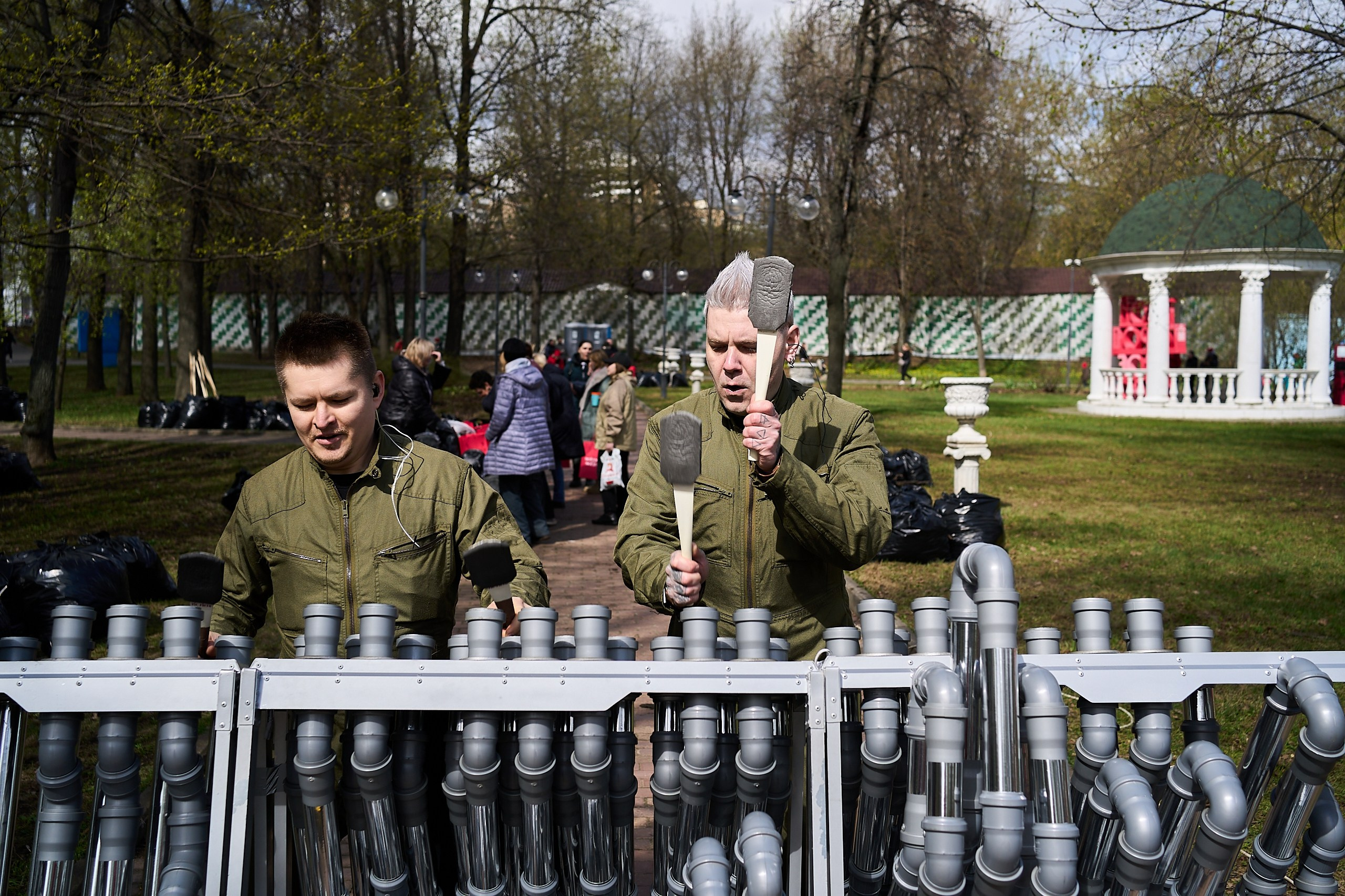 Субботник у Управления делами Мэра и Правительства Москвы. Фотограф и Видеограф в Москве. Олег Корушев