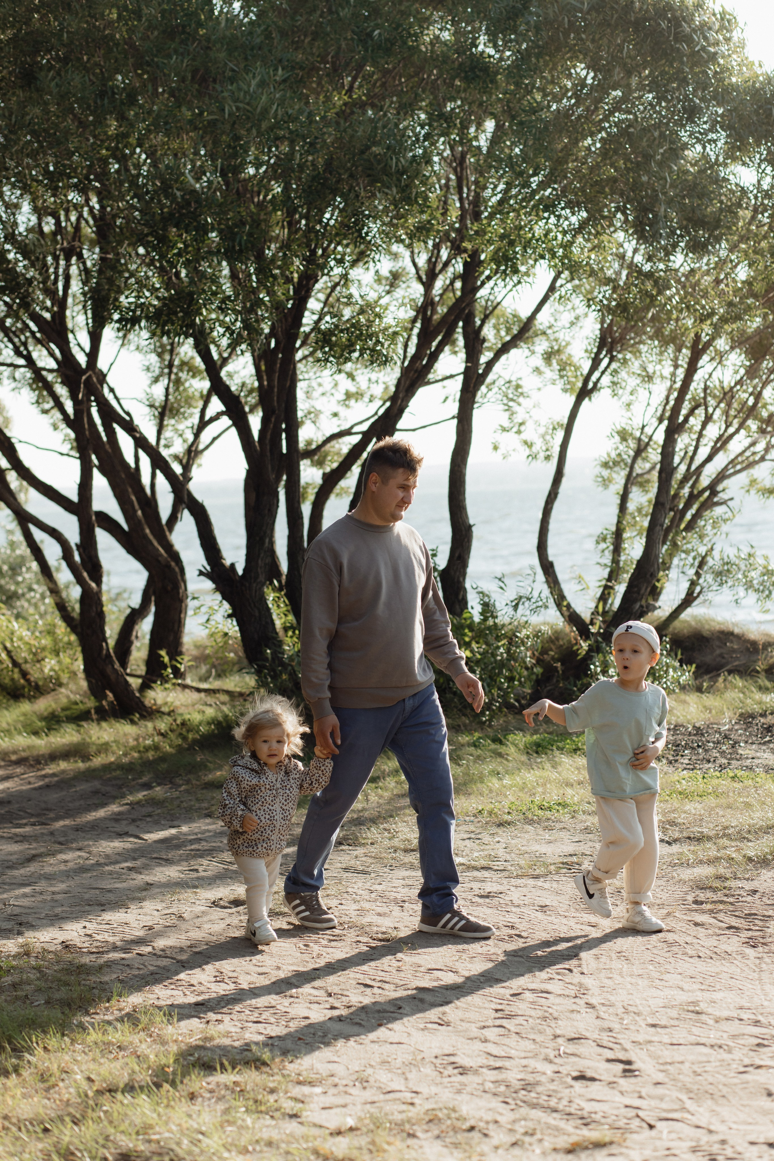 На берегу. Семейный и свадебный фотограф в Челябинске Мария Леонтьева
