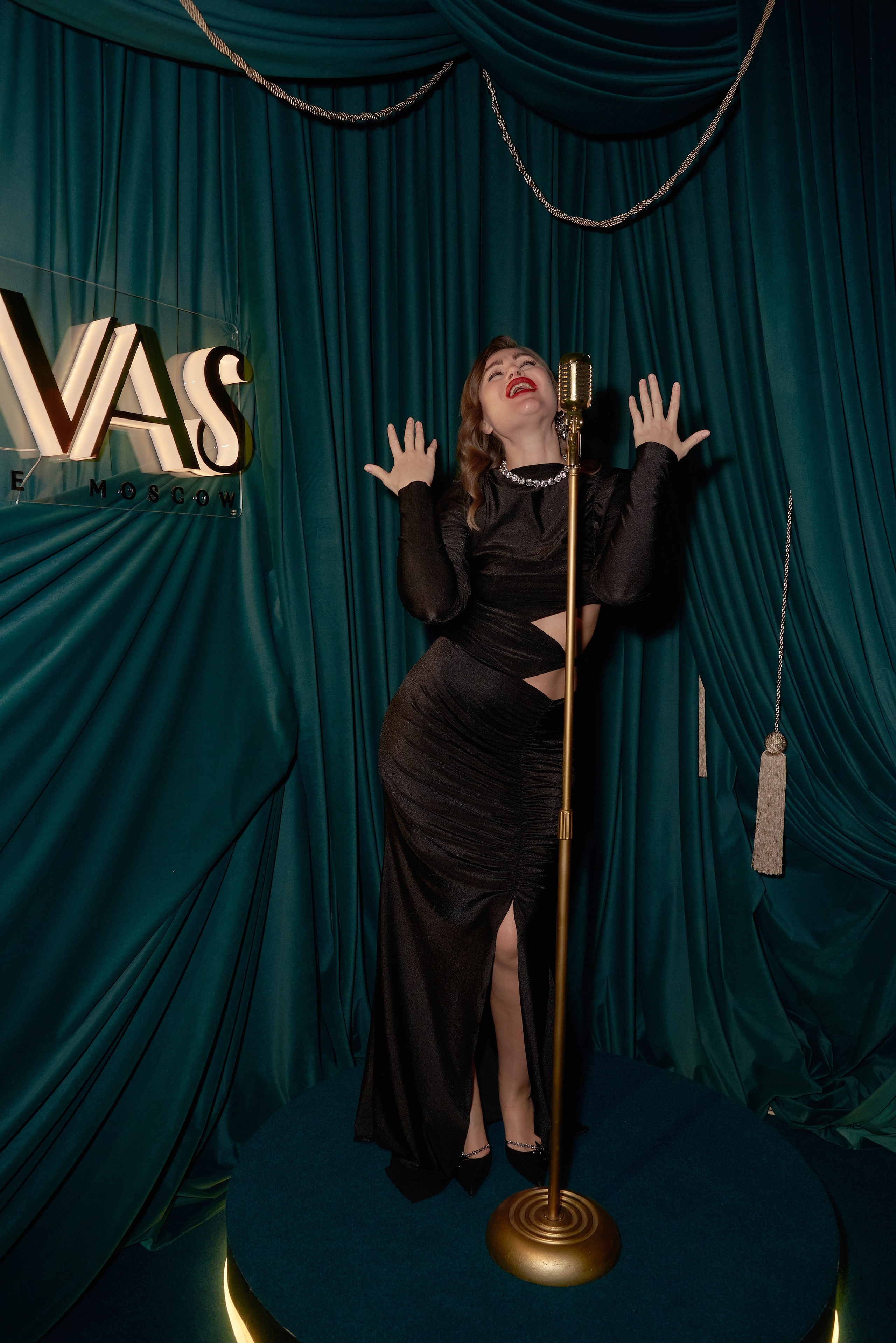 День рождения Светланы Пинигиной в караоке Divas. Наталия Дианова — фотограф для брендов и экспертов в Москве