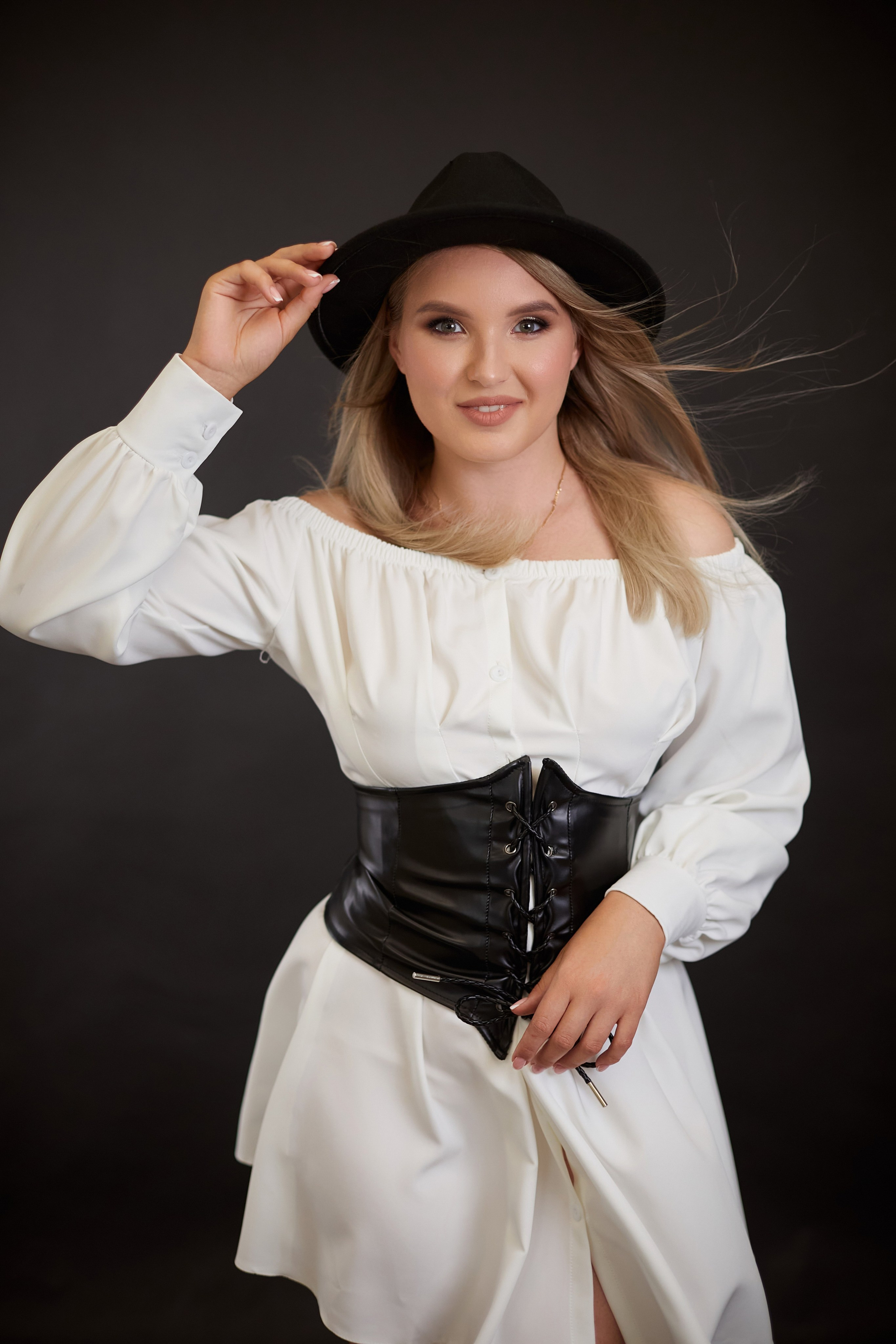 Светлая Светлана. Свадебный и креативный фотограф в ЮФО и МСК