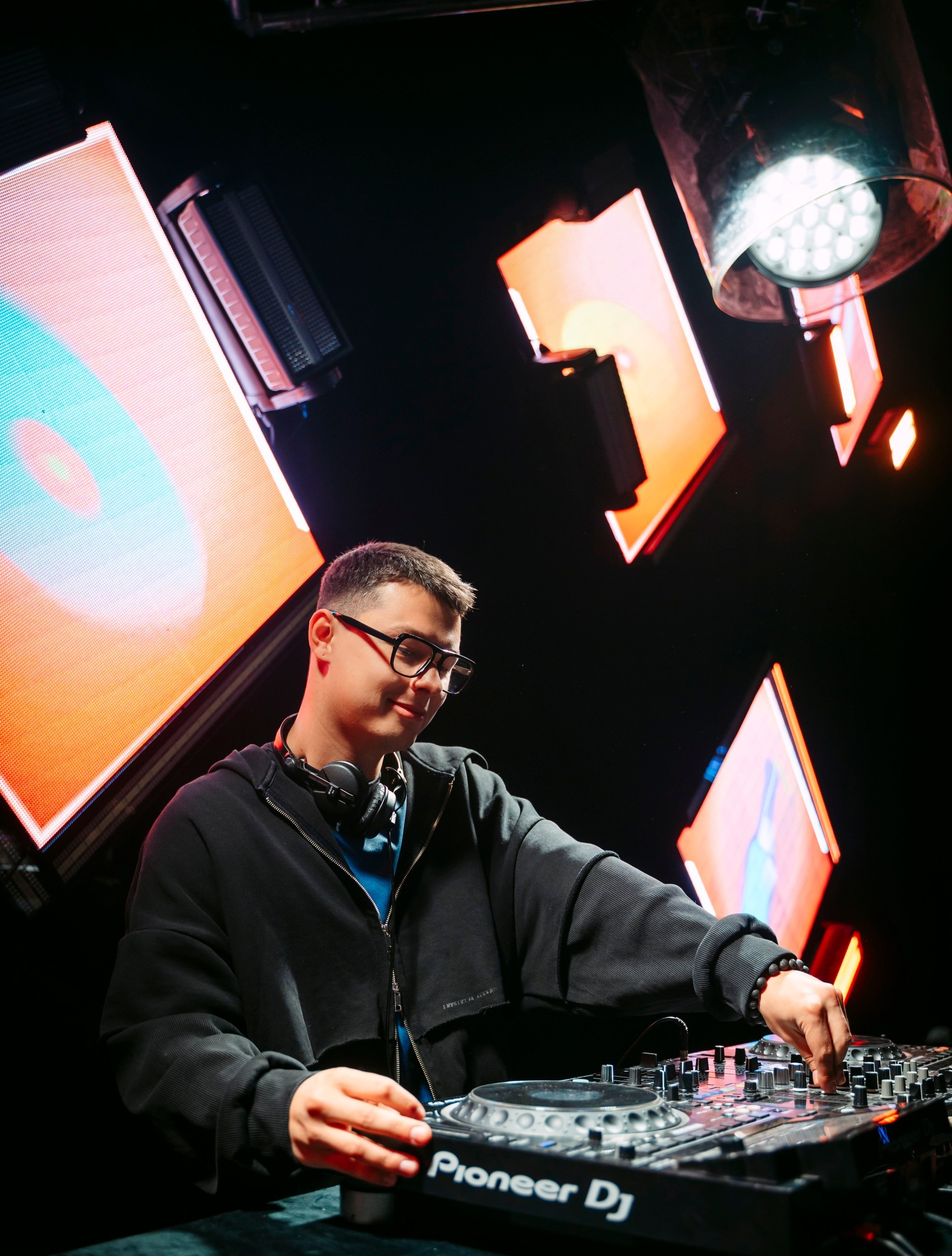 Альфа Ночной Гастромаркет. Саша Копылов, фотограф в Казани