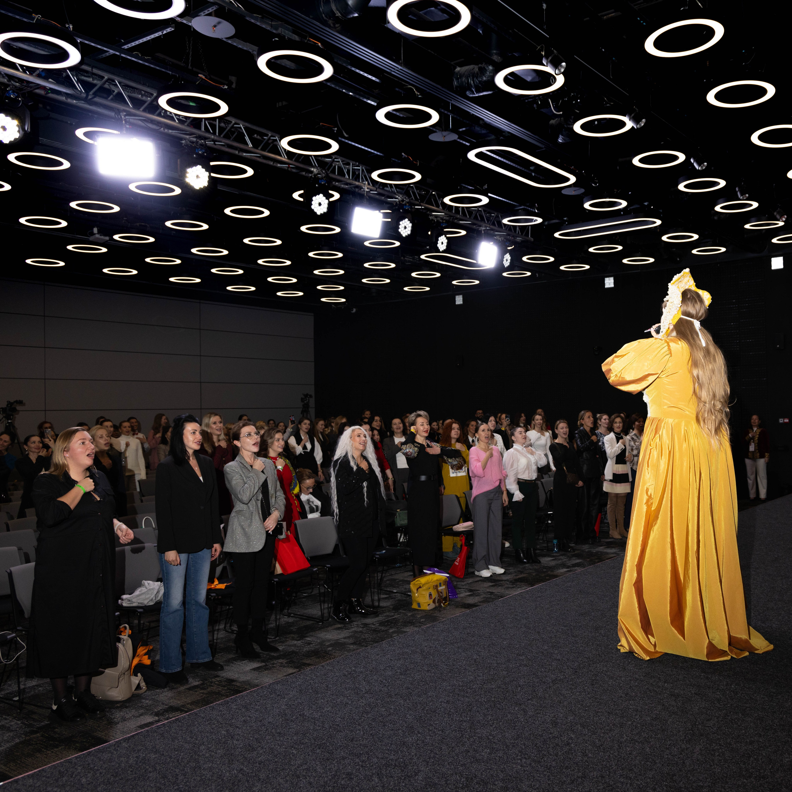 СПИКЕРЫ. PRO-AGELESS