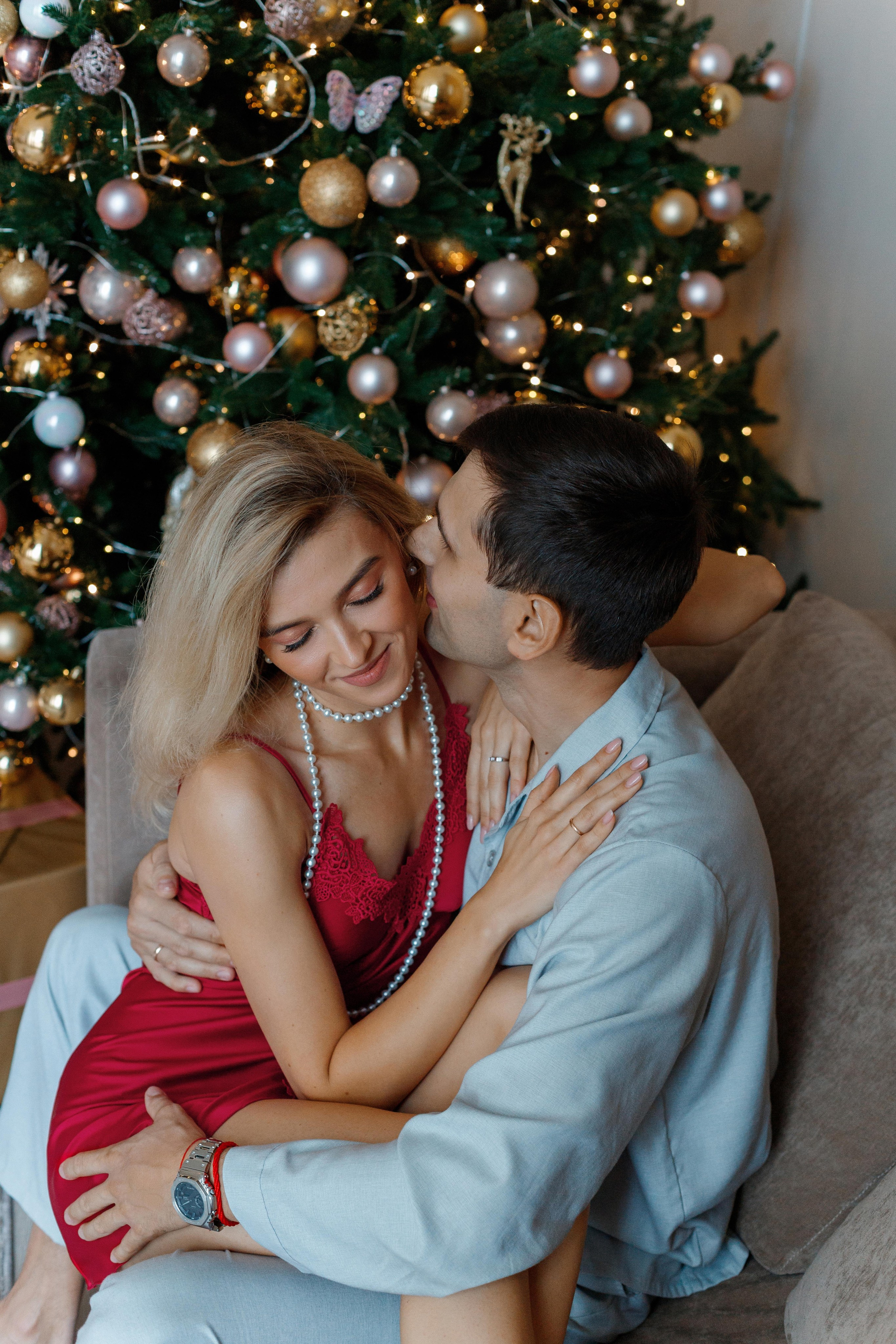 Новогодняя семейная фотосессия в фотостудии Кросс зал Мечта в Москве. Фотограф Александра Сыщенко