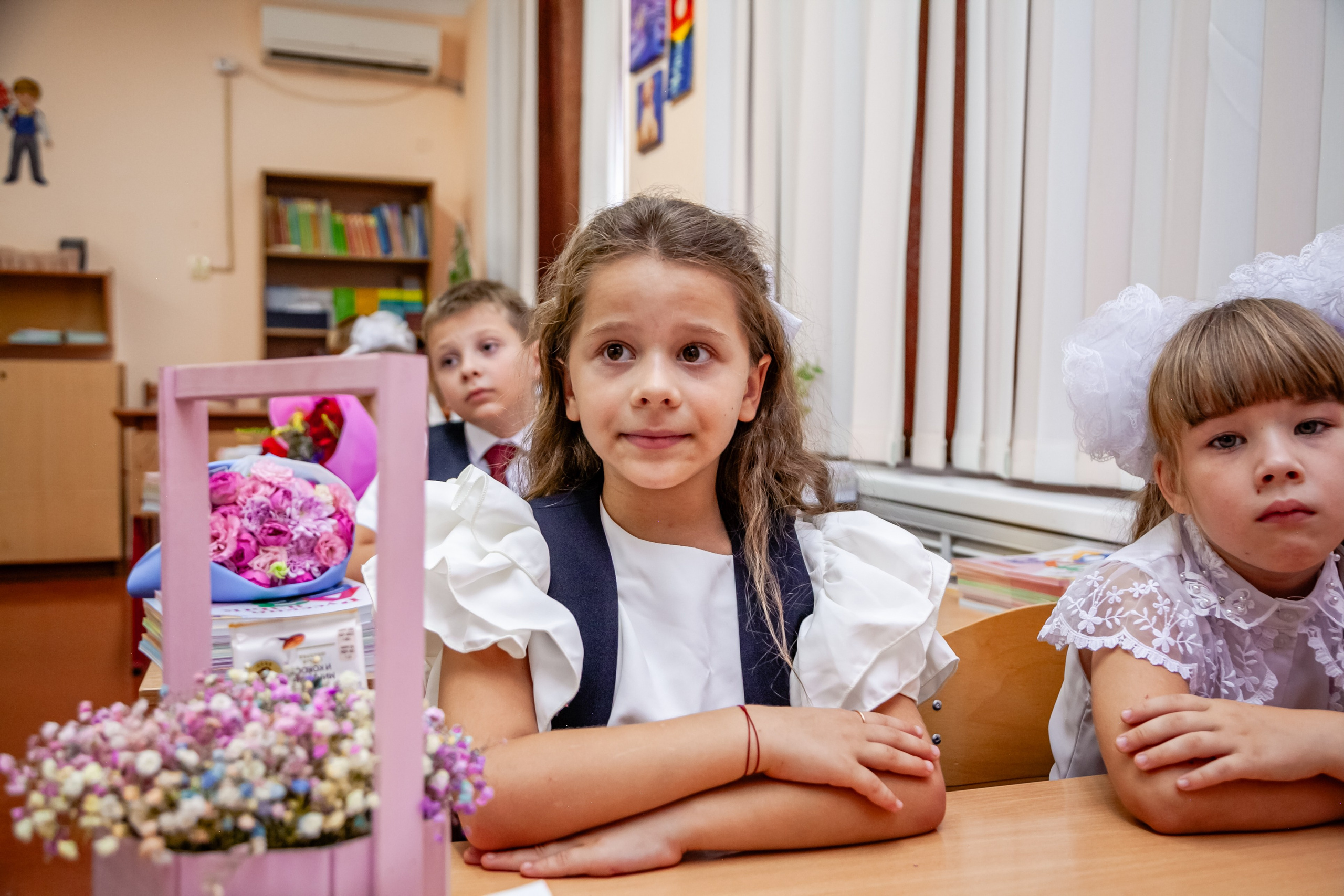 1 сентября линейка. Свадебный и семейный фотограф в Армавире