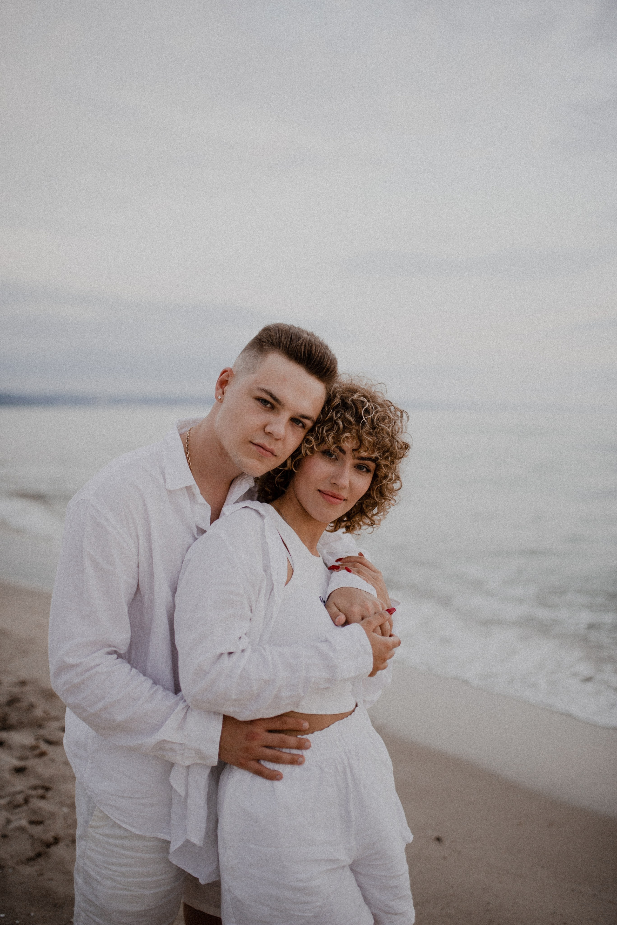 Фотосессия лавстори у моря Калининград. Семейная фотосессия Бутово Москва фотограф Алина Морщагина