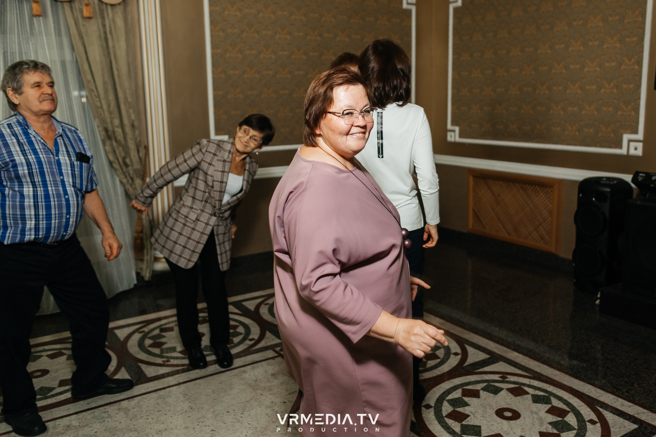 BAD BOYS BAND в ресторане «Империя»