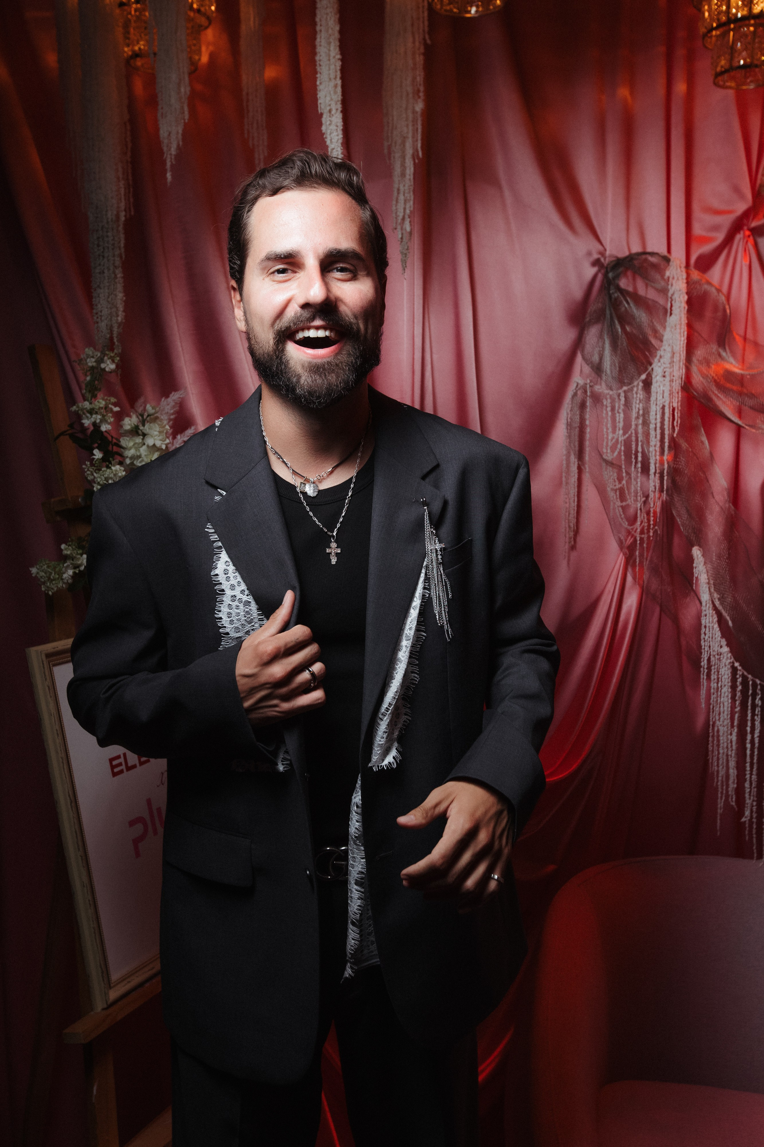 ELE AMU x PLUM — Показ новой коллекции брендов. СВОИ. ФОТООТЧЕТЫ-СОБЫТИЯ-МЕСТА