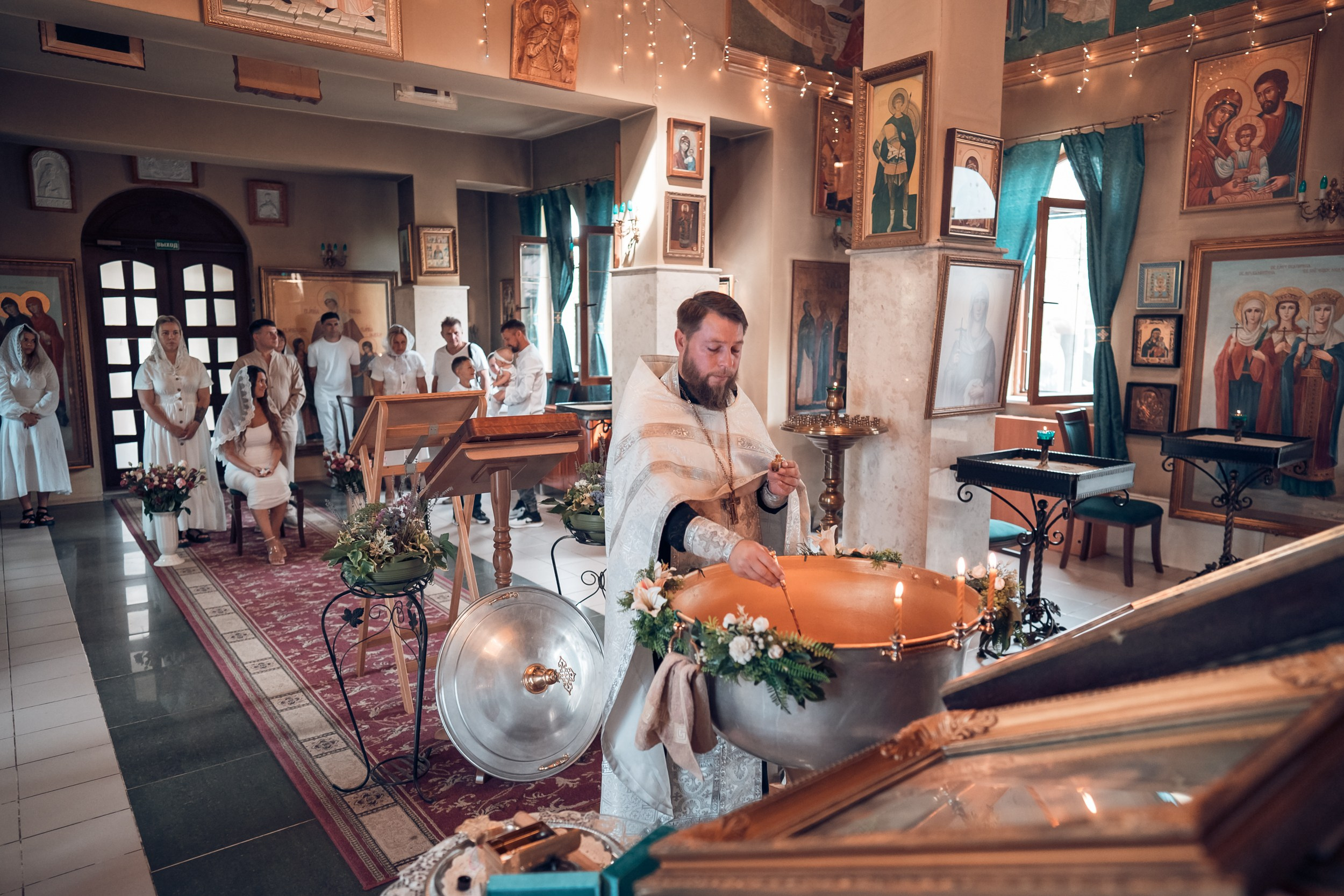 Крещение в храме Прп.Сергия Радонежского с. Орлиное. Церковный фотограф Севастополь