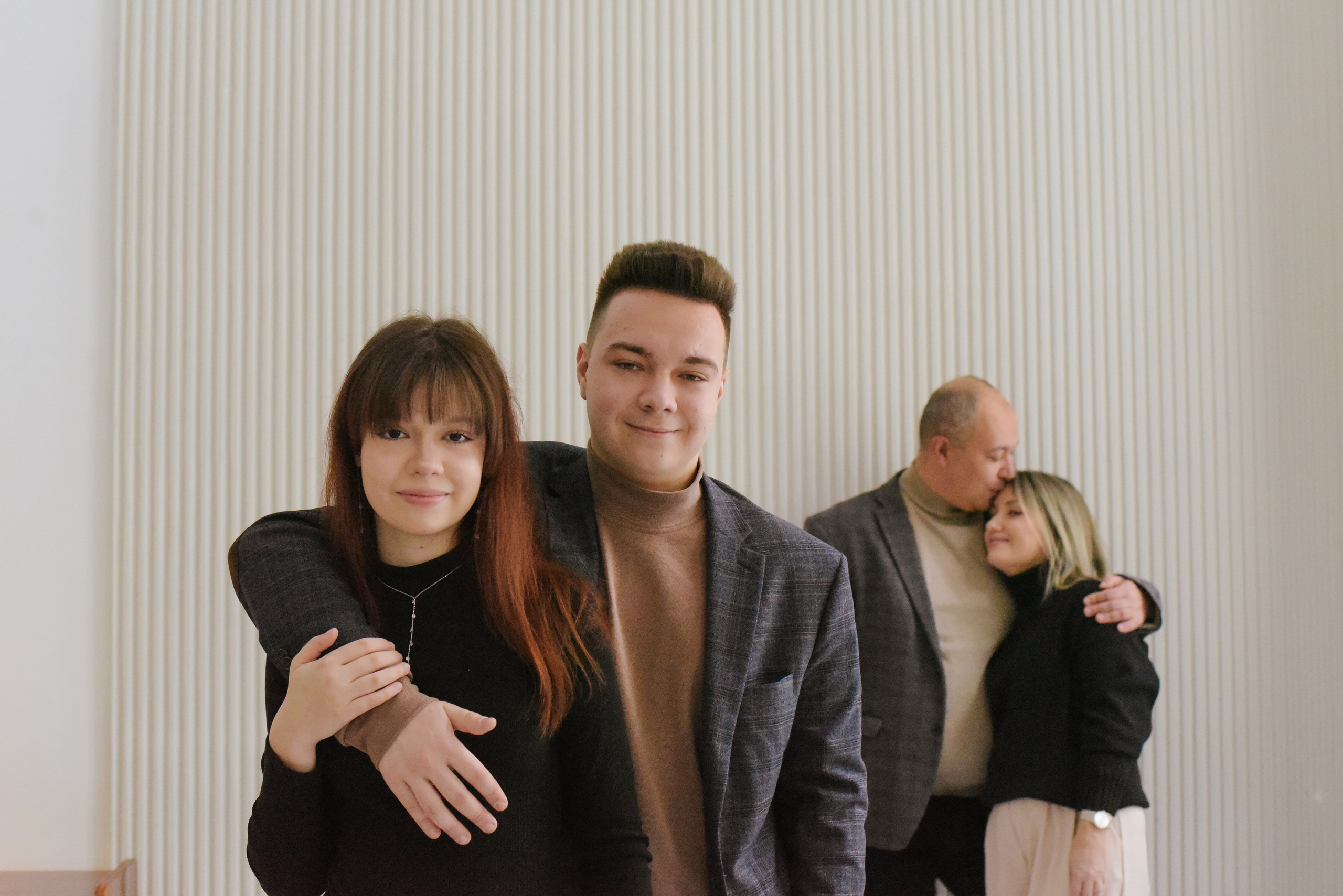 Молодые родители и взрослые дети. Фотограф Лола Волна, город Москва