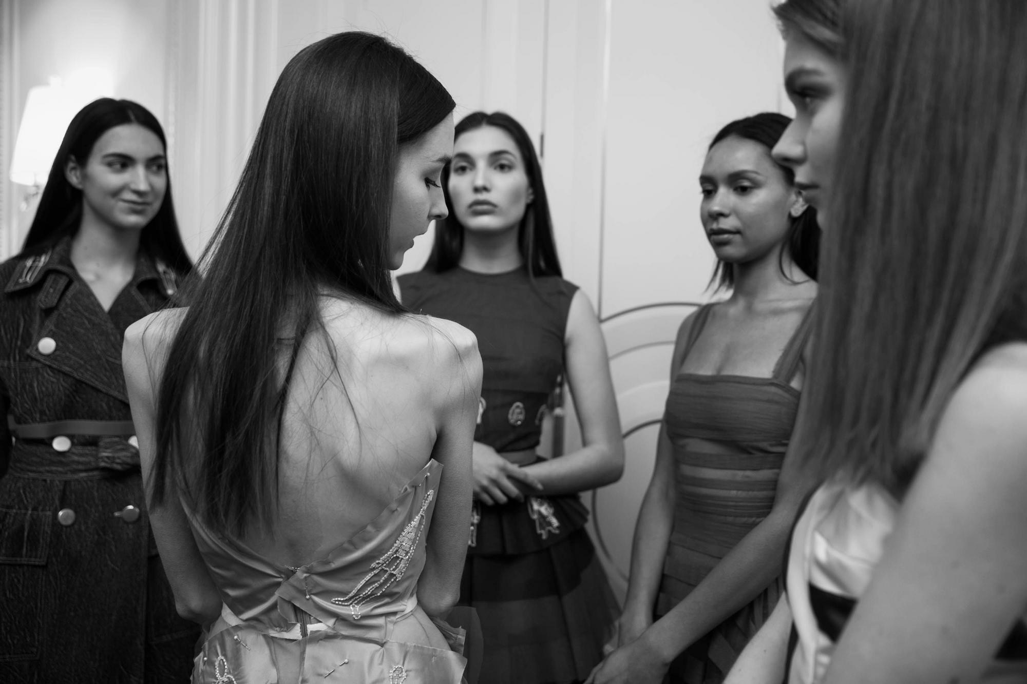 ВАЛЕНТИН ЮДАШКИН. Prêt-a-porter SS2018 SUPREMUS. Backstage. Свадебный фотограф в Санкт‑Петербурге Елена Пчельникова