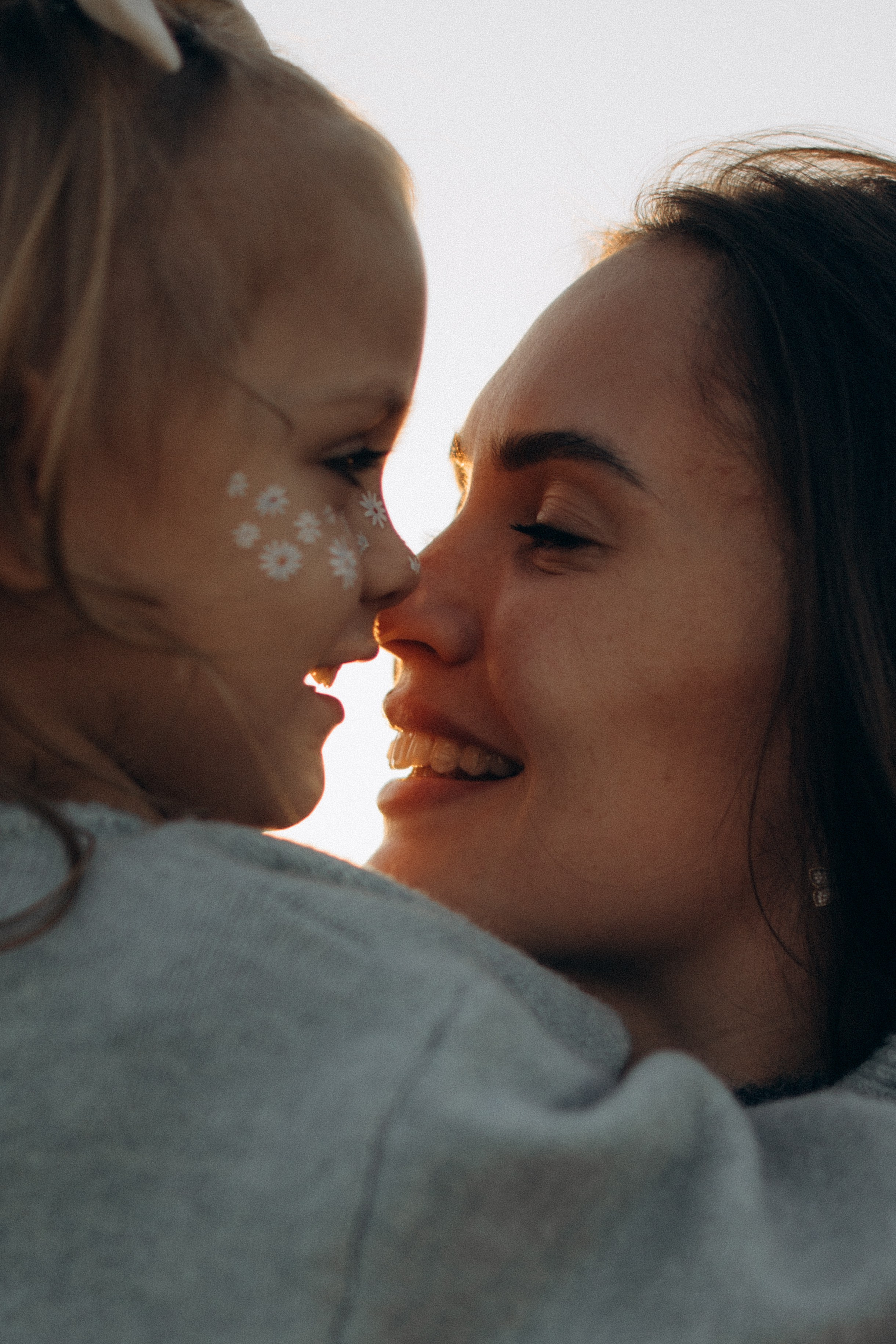 Поле, ромашки и воздушный змей. Семейный фотограф Москва Юлиана Фетисова