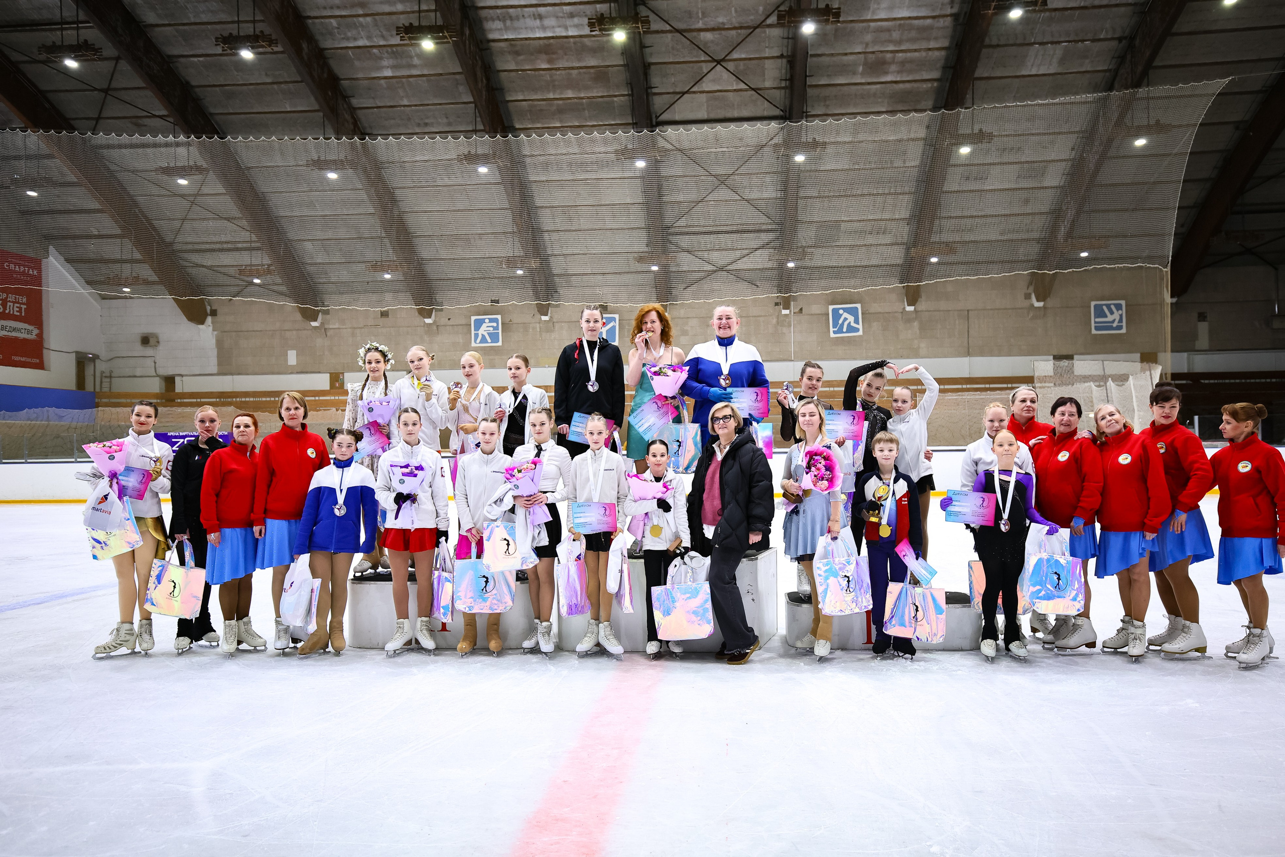 КУБОК CANDY 2025 В АРХАНГЕЛЬСКЕ НАГРАЖДЕНИЕ. ФК Фотограф в Санкт-Петербурге Наталья Понарина