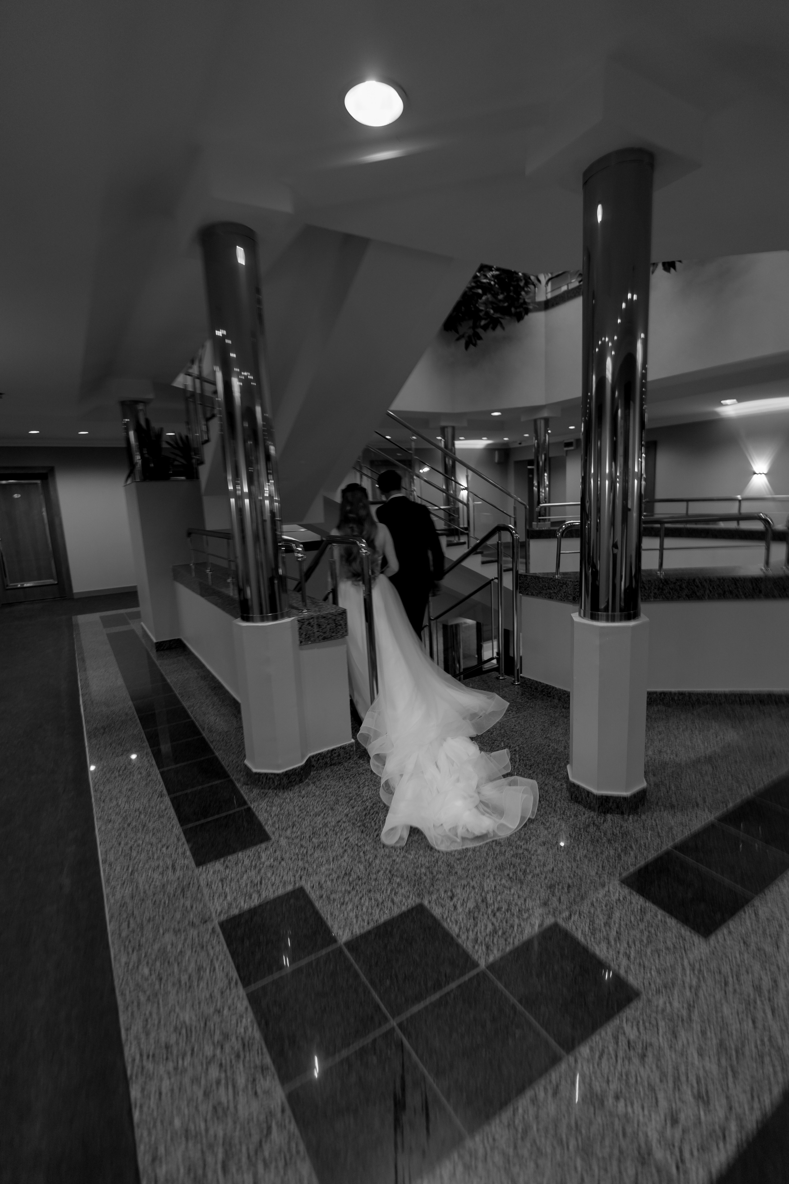 СВАДЕБНАЯ СЬЕМКА СБОРОВ В ОТЕЛЕ И ВЫЕЗД НА ЦЕРЕМОНИЮ (СНЯТО В СИБИРЕ В НИЖНЕВАРТОВСКЕ)М. Профессиональный фотограф, Санкт-Петербург — Виктория Богомолова