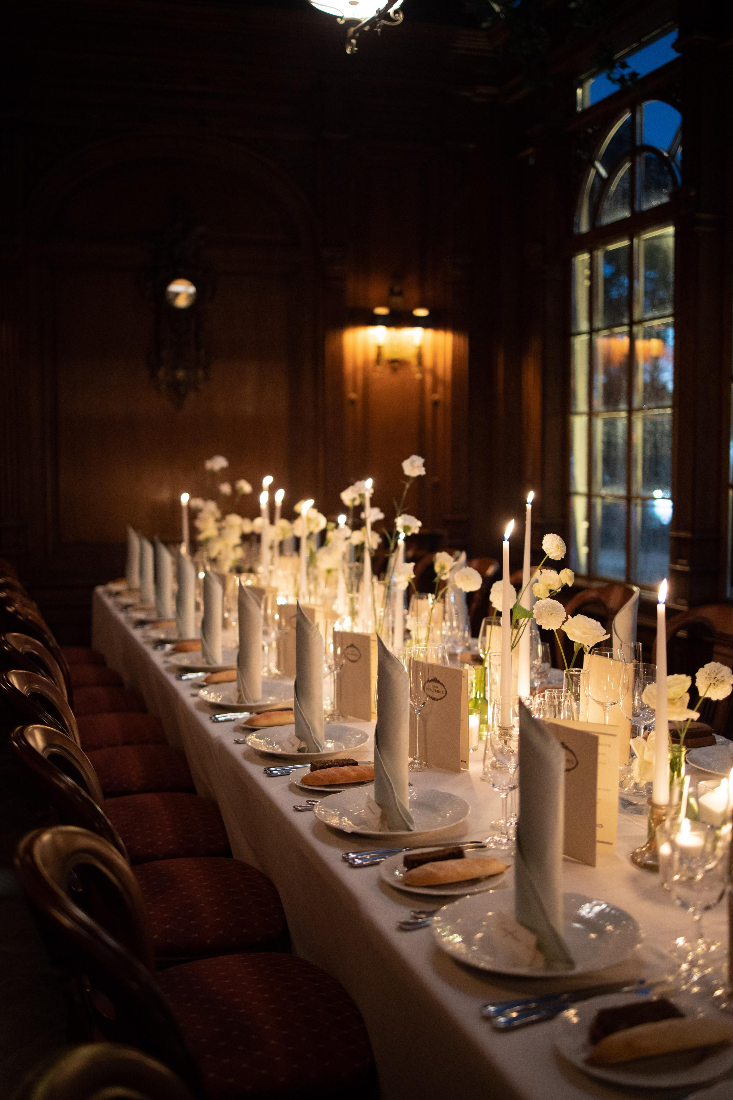 Лола & Иван. Ресторан «Пушкинъ». Оформление свадеб, декор свадеб Вера Маркова, Москва