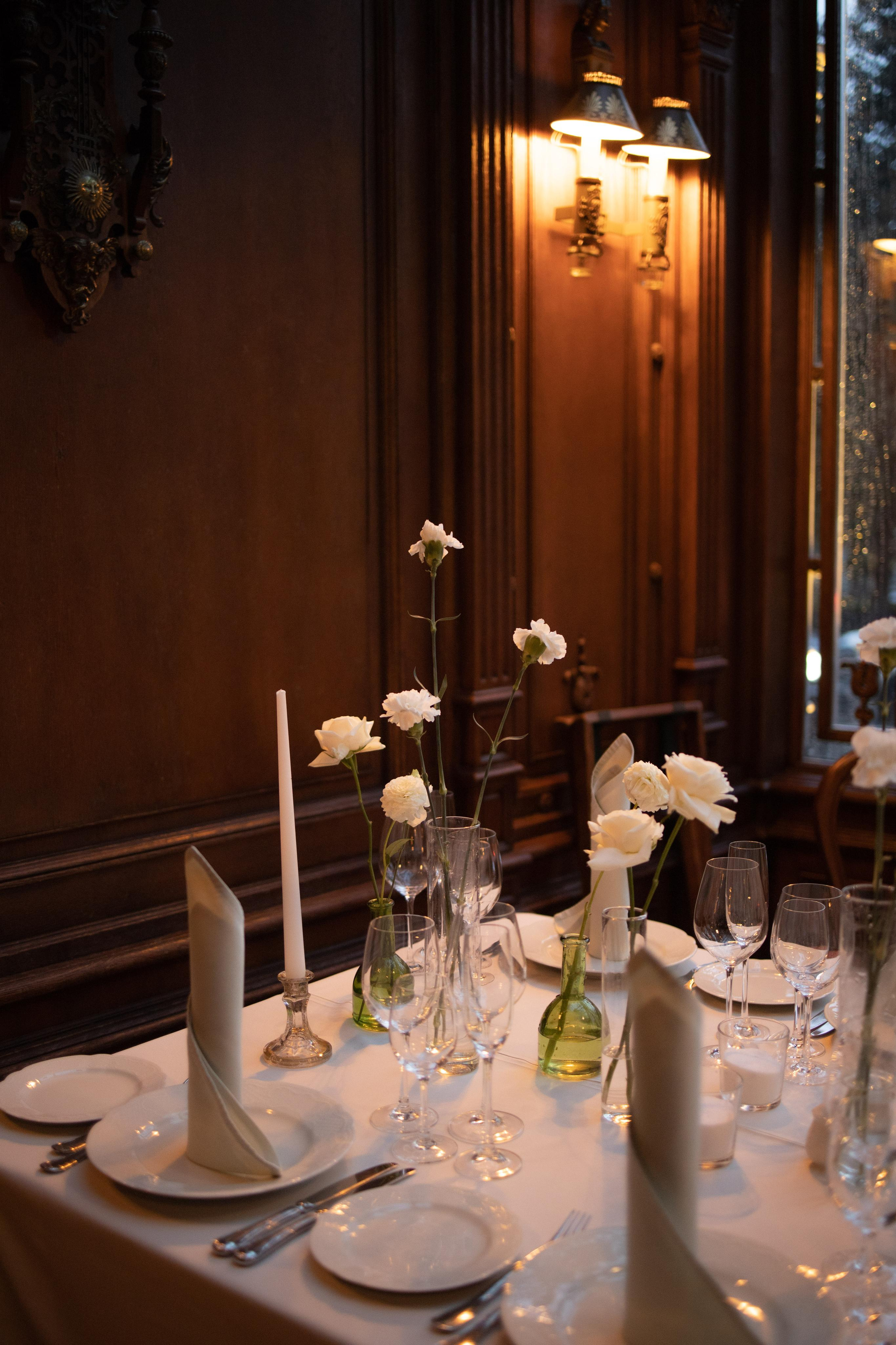 Лола & Иван. Ресторан «Пушкинъ». Оформление свадеб, декор свадеб Вера Маркова, Москва