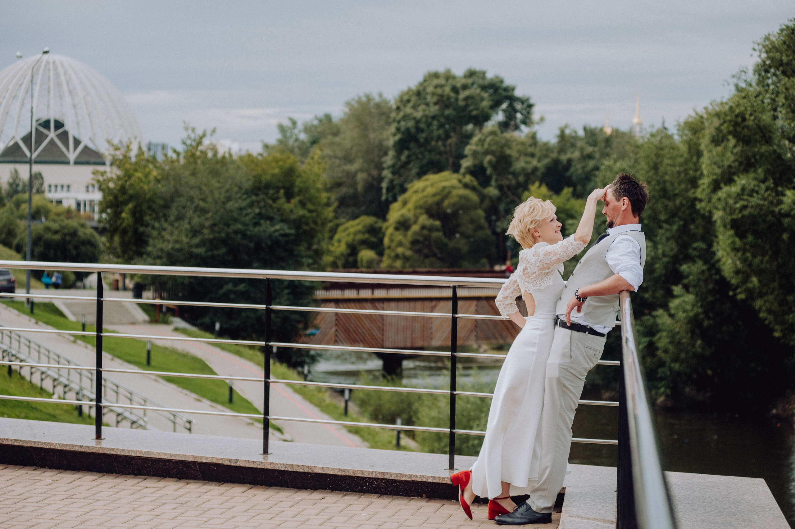 Саша и Женя. Семейный и женский фотограф, контент фотосессия в Екатеринбурге