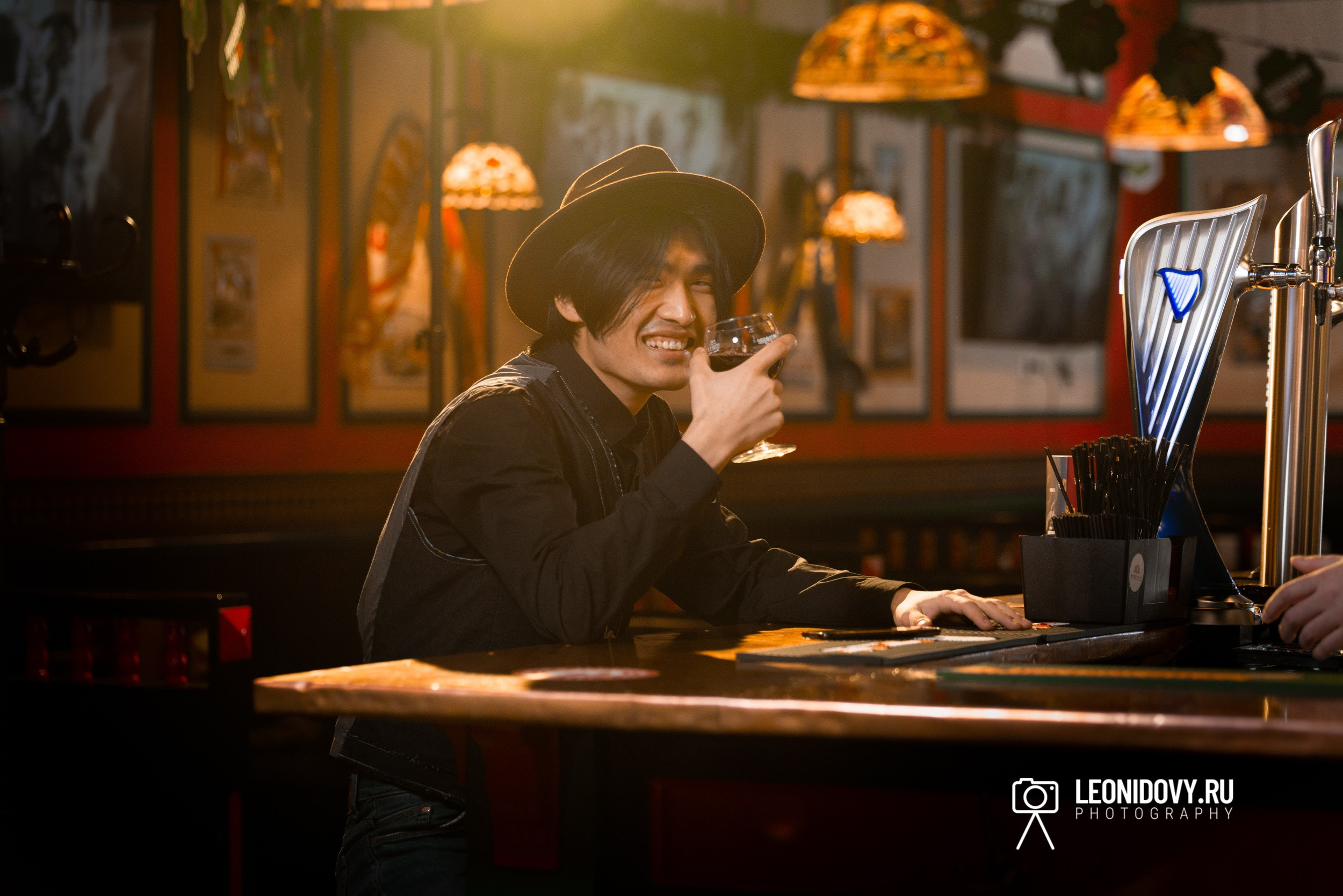 Вечер в баре