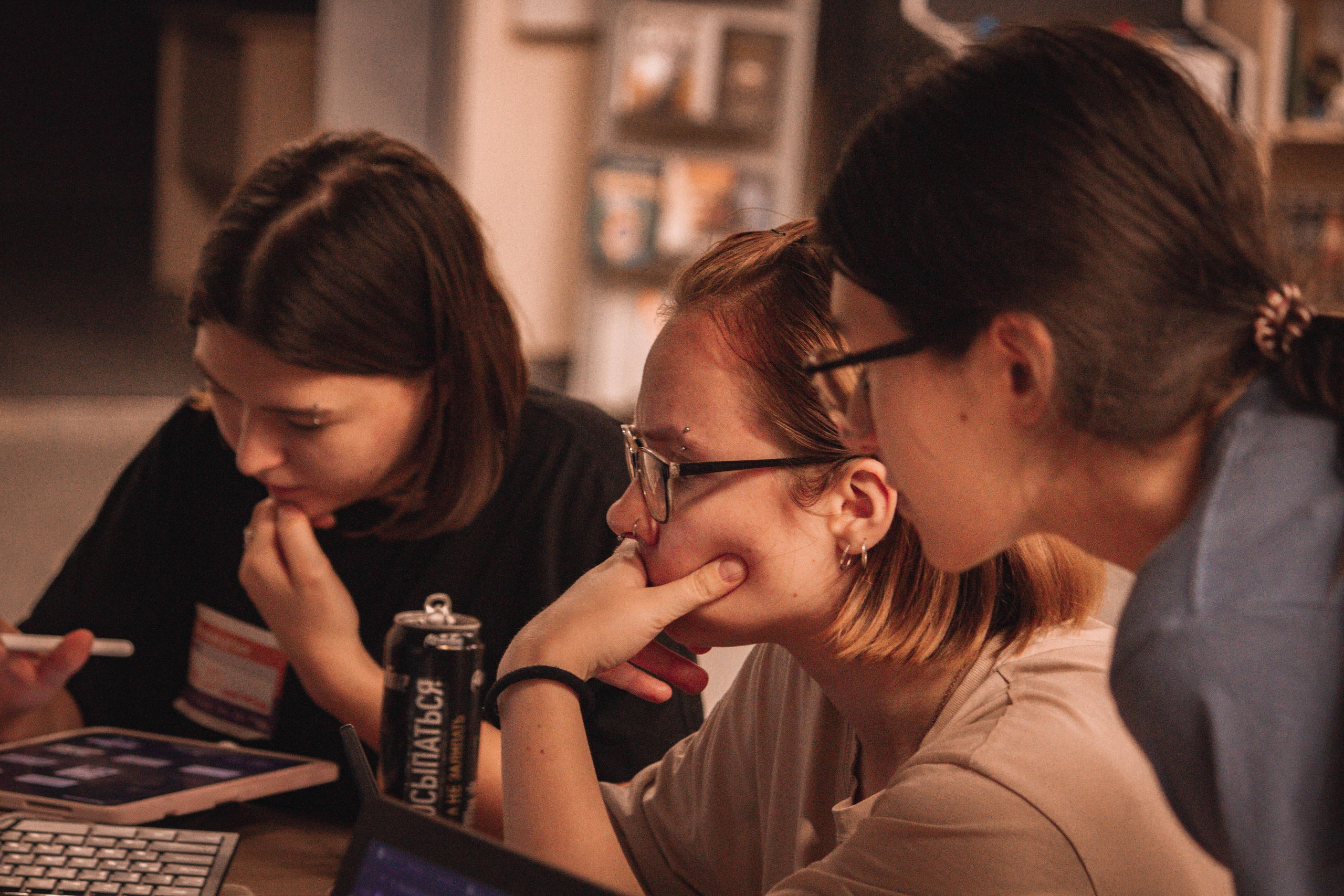 ЖЕНСКИЙ ГЕЙМДЖЕМ — Творческий сбор разработчиц. Создадим шедевр? Виталина и её фотоискусство