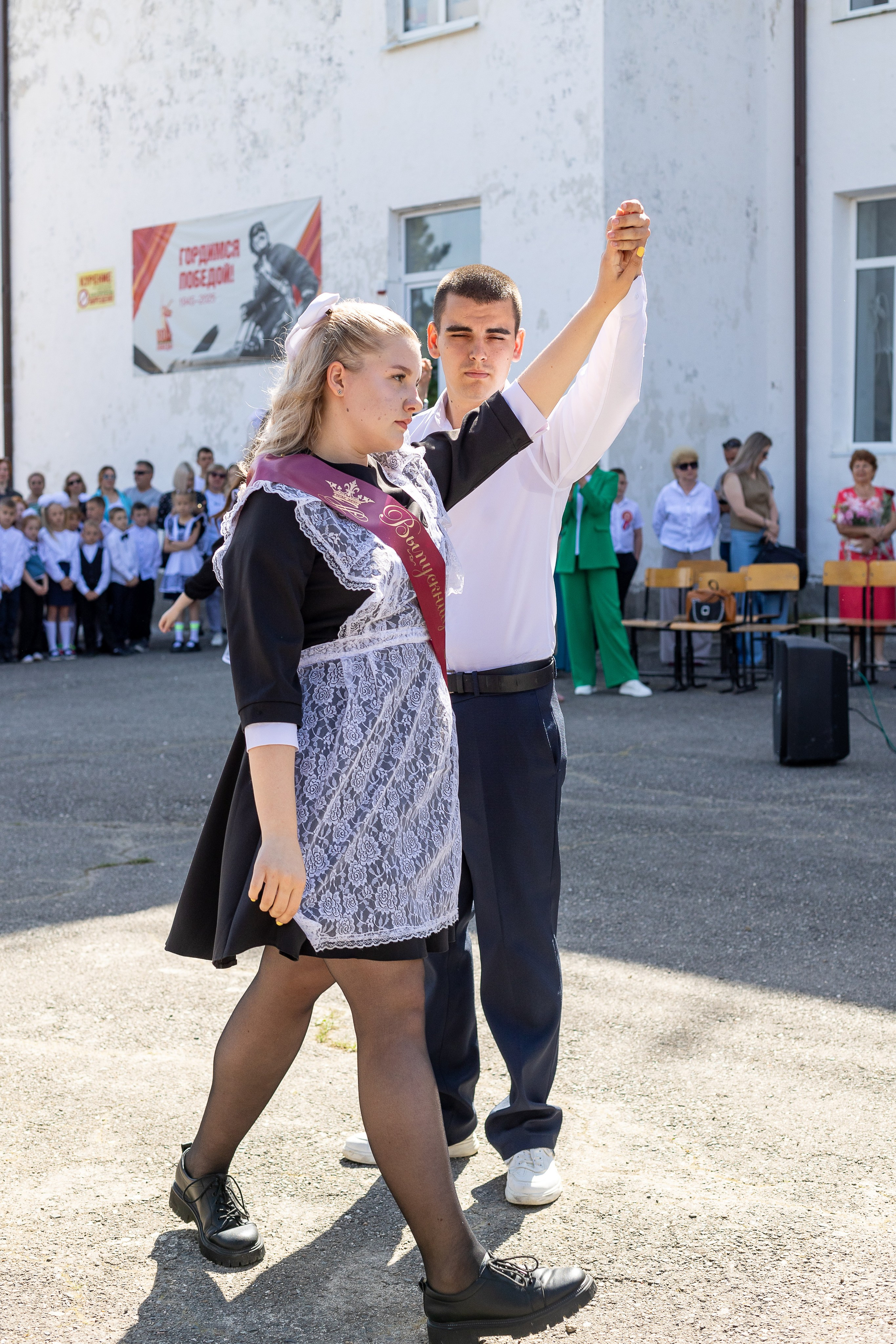 Последний звонок. Выпускные альбомы Майкоп, Краснодар Елена Золотарева