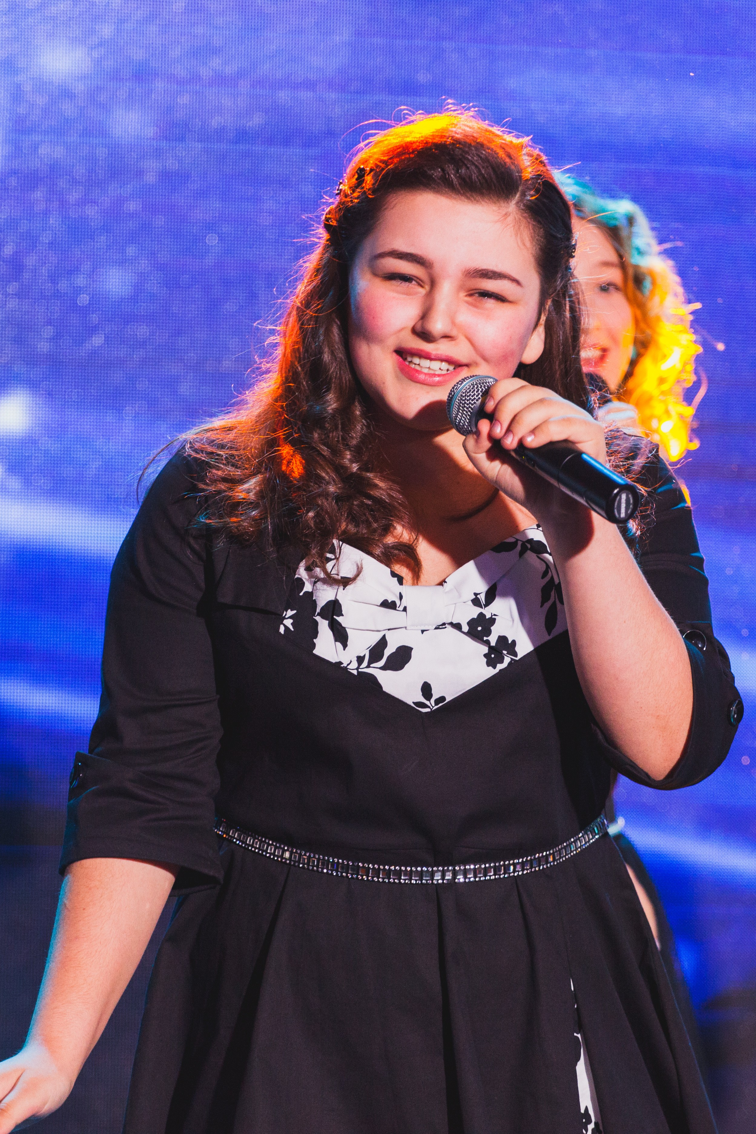 О2ТВ группа СТРАНА. Видеооператор/Фотограф Николай Завьялов