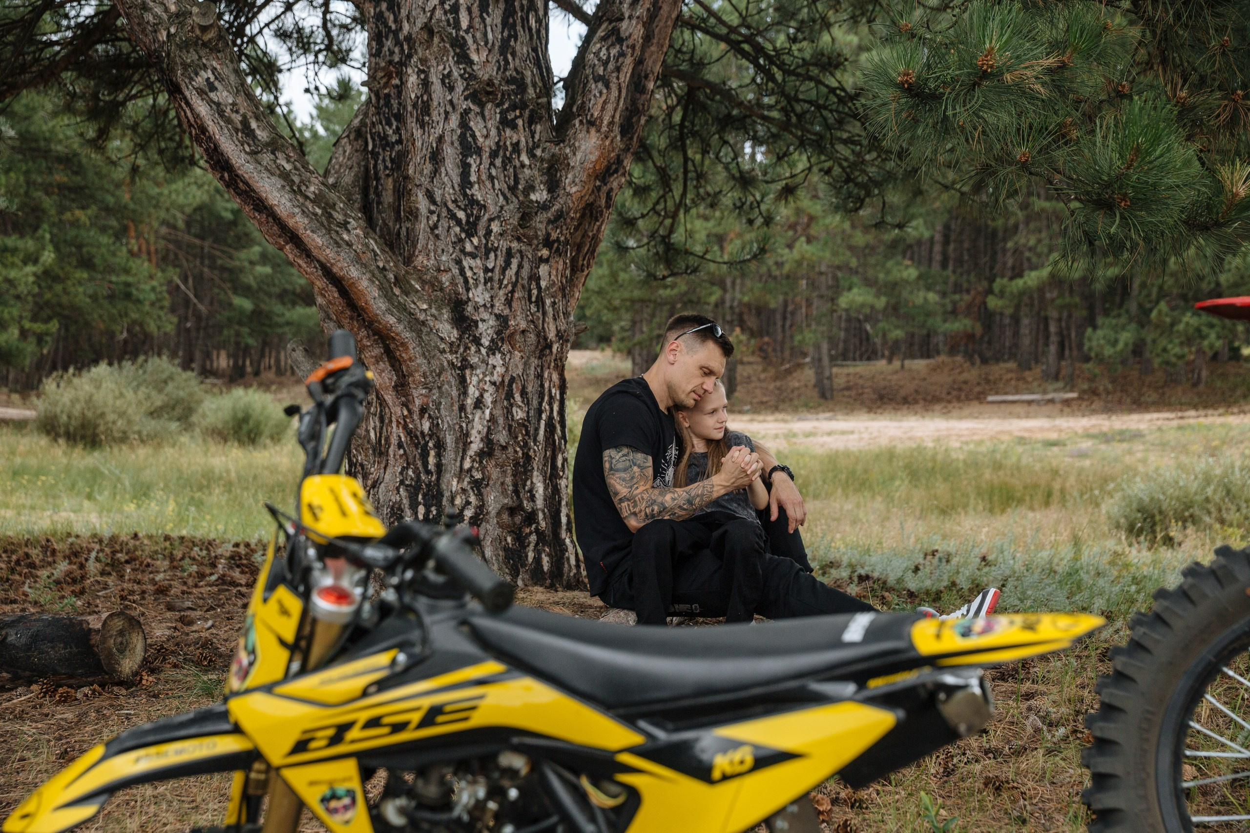 Папа, дочка и два эндуро. Профессиональный фотограф в Волгодонске и Ростове Владимир Казак