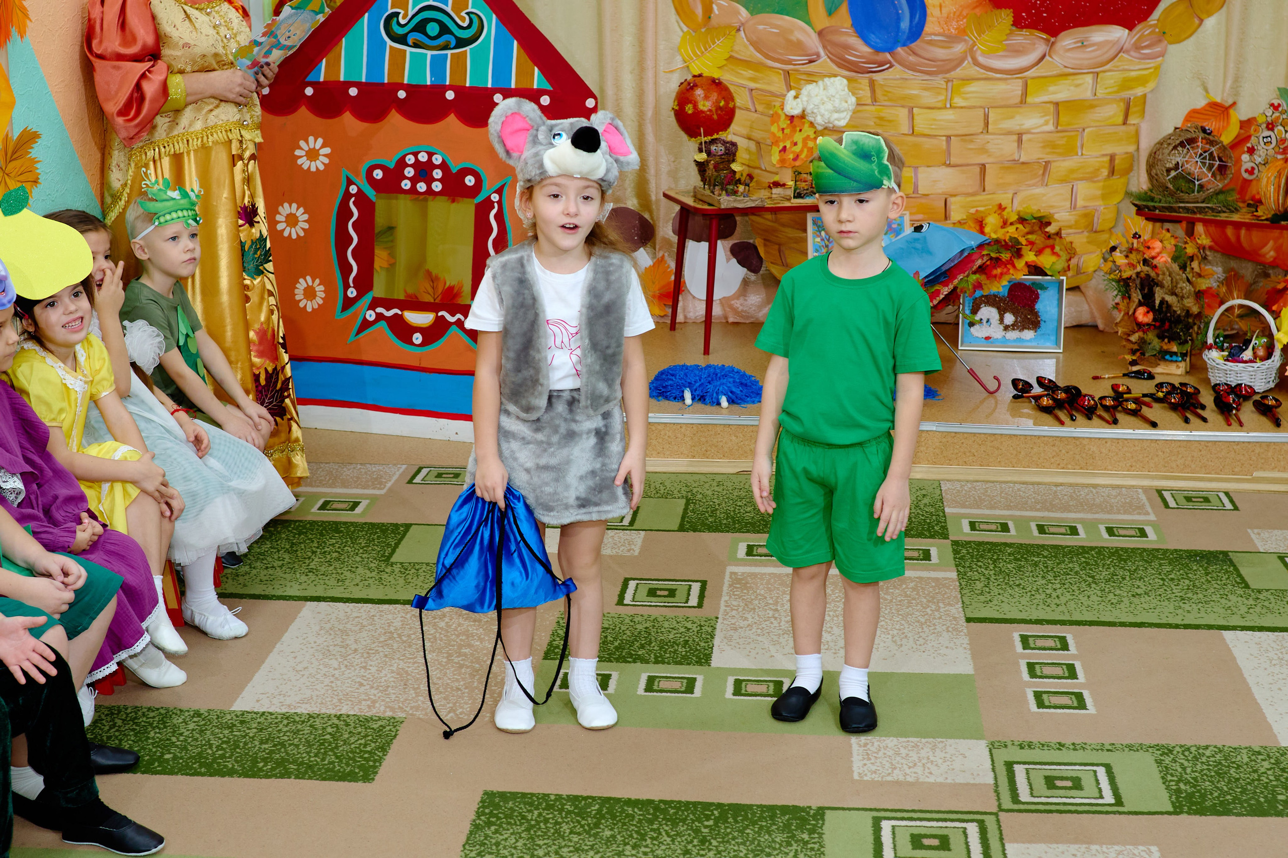 Осенние сьемки в детском саду таганрог. Фотограф Выпускные альбомы Таганрог Сергей Коробченко