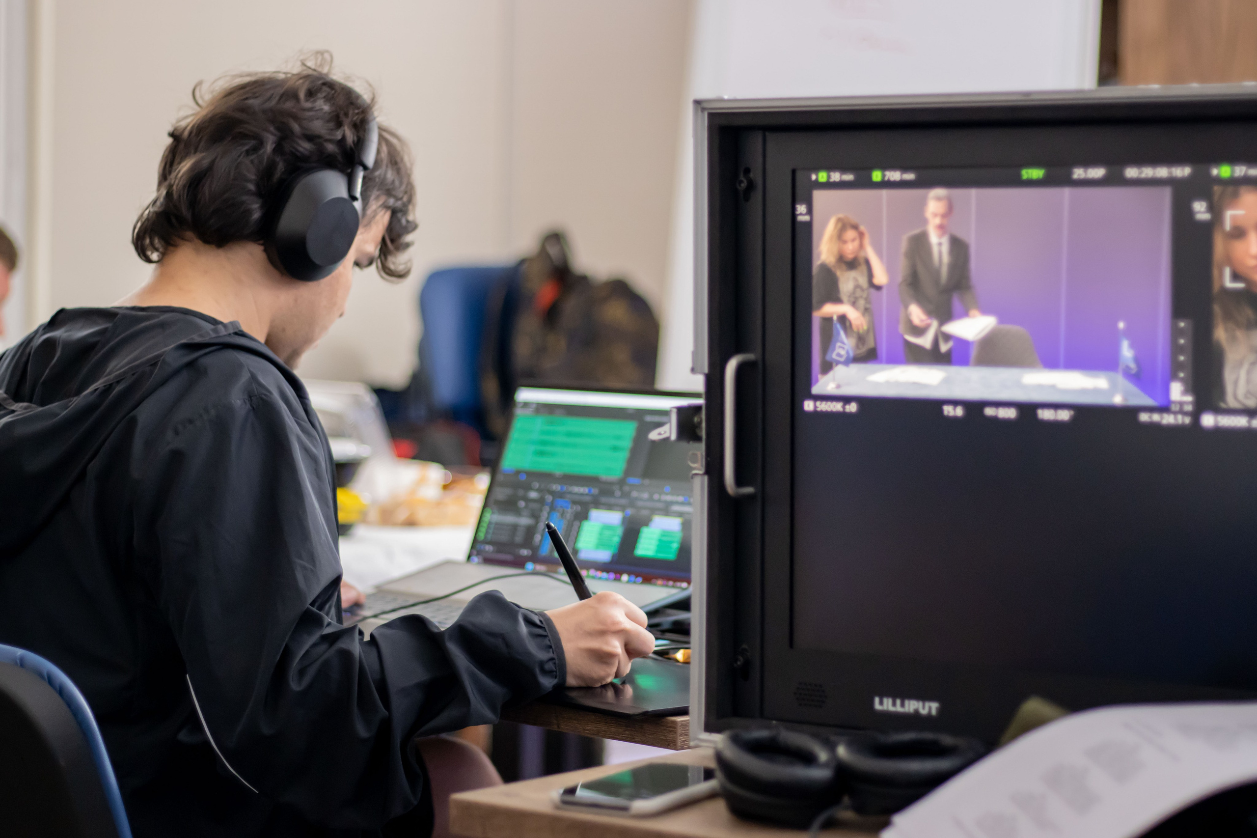 Backstage. Репортажный фотограф в Москве Катя Луговая, портретный фотограф и «street» фотограф, фотосессии «под ключ»
