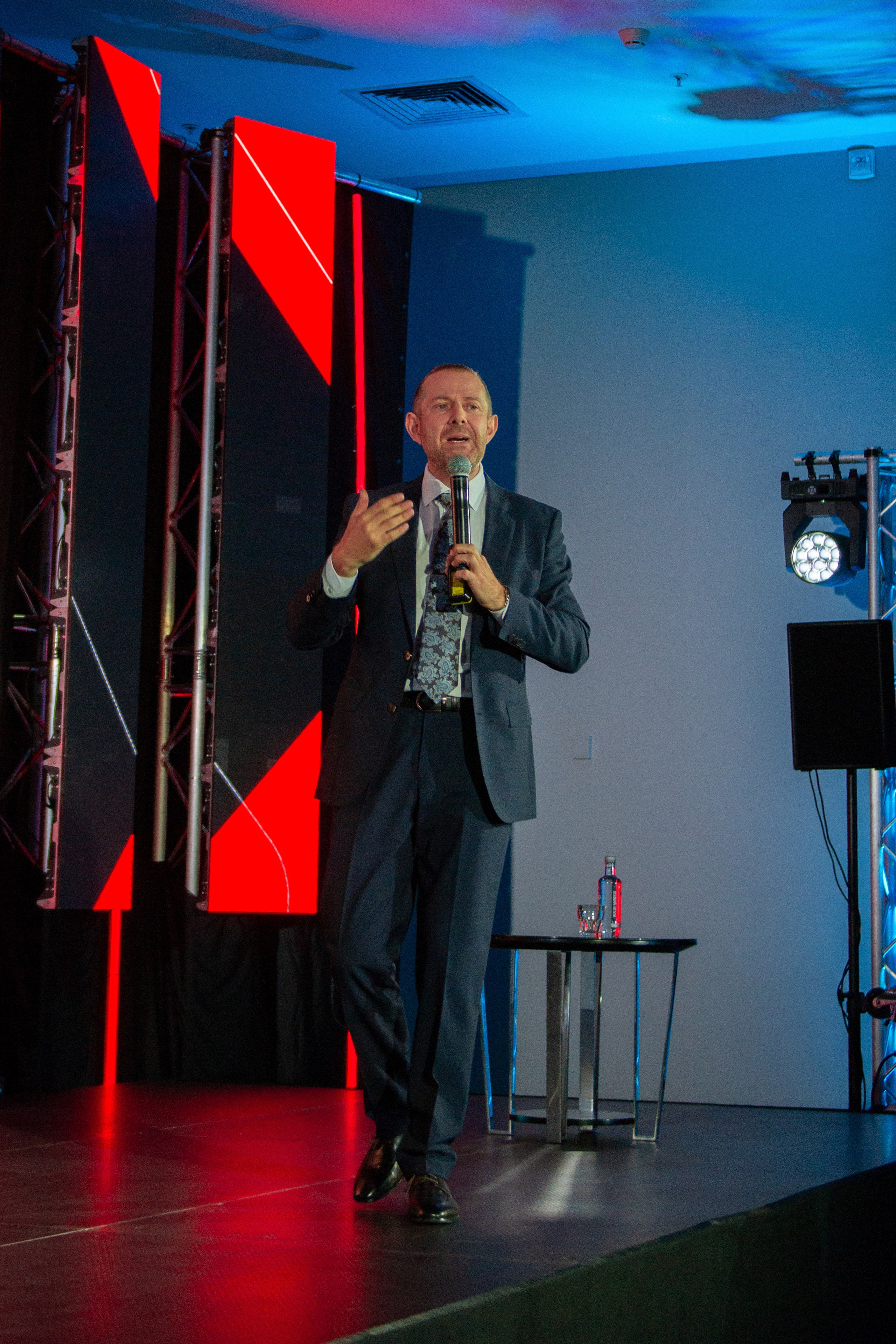 Тур Оскара Хартманна «Охота за единорогами». Дарья Терещук — репортажный фотограф в Минске