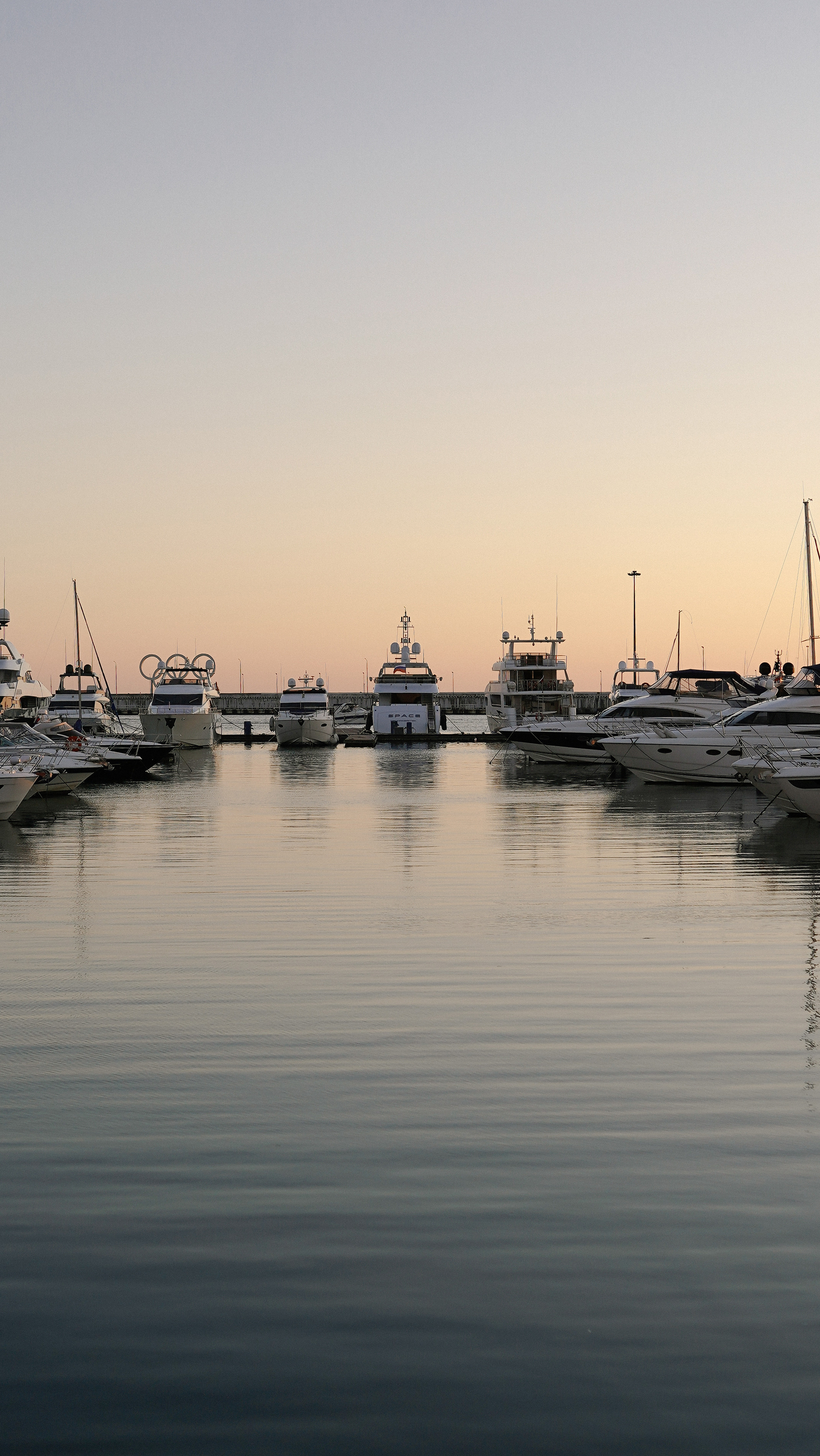 Морской порт. Милана Довгаль - семейный фотограф и видеограф  в Адлере и Сочи