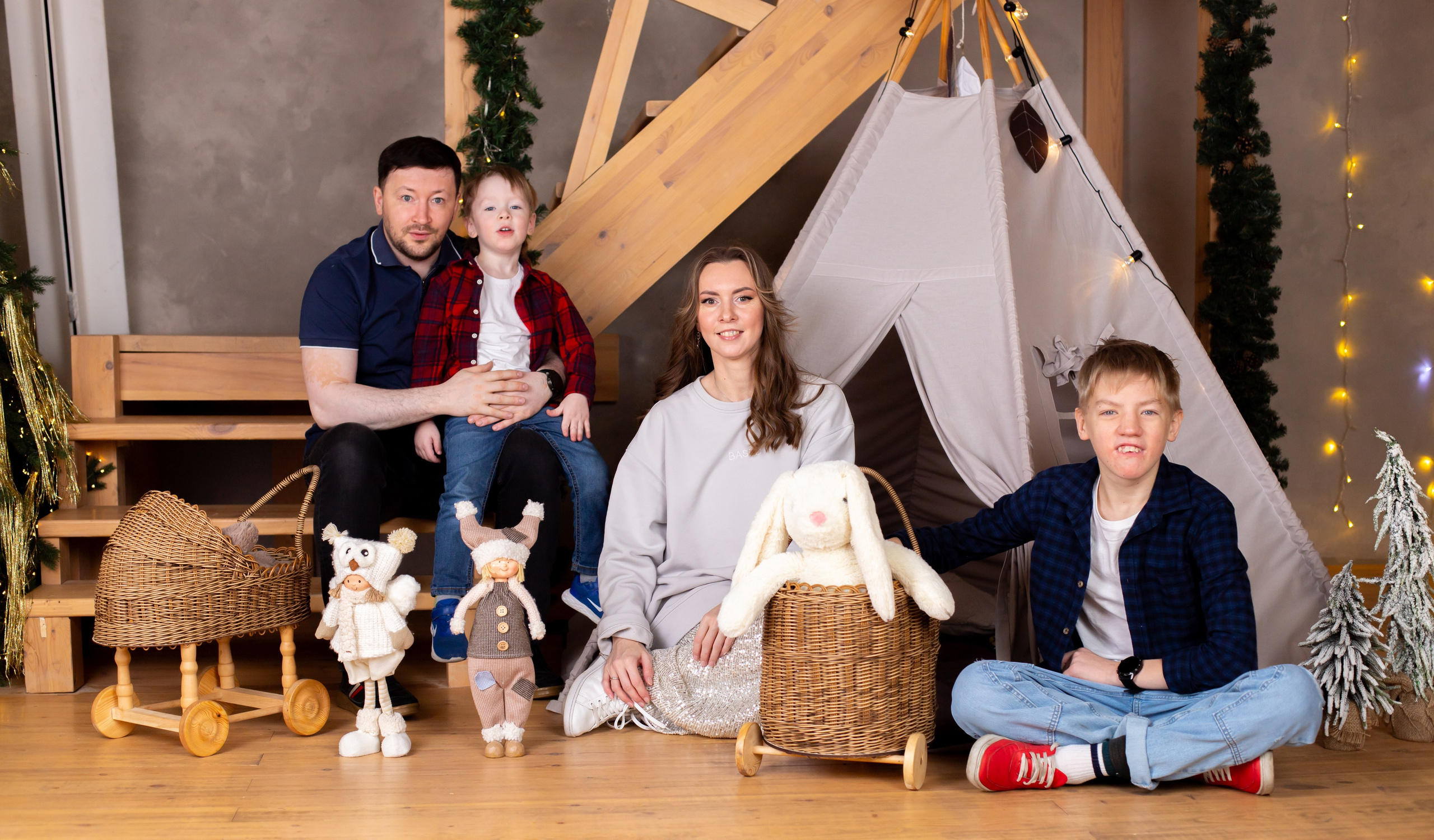 Новогодняя с семьёй Елены. Фотосессия под любой запрос в Красноярске. т+79237847111