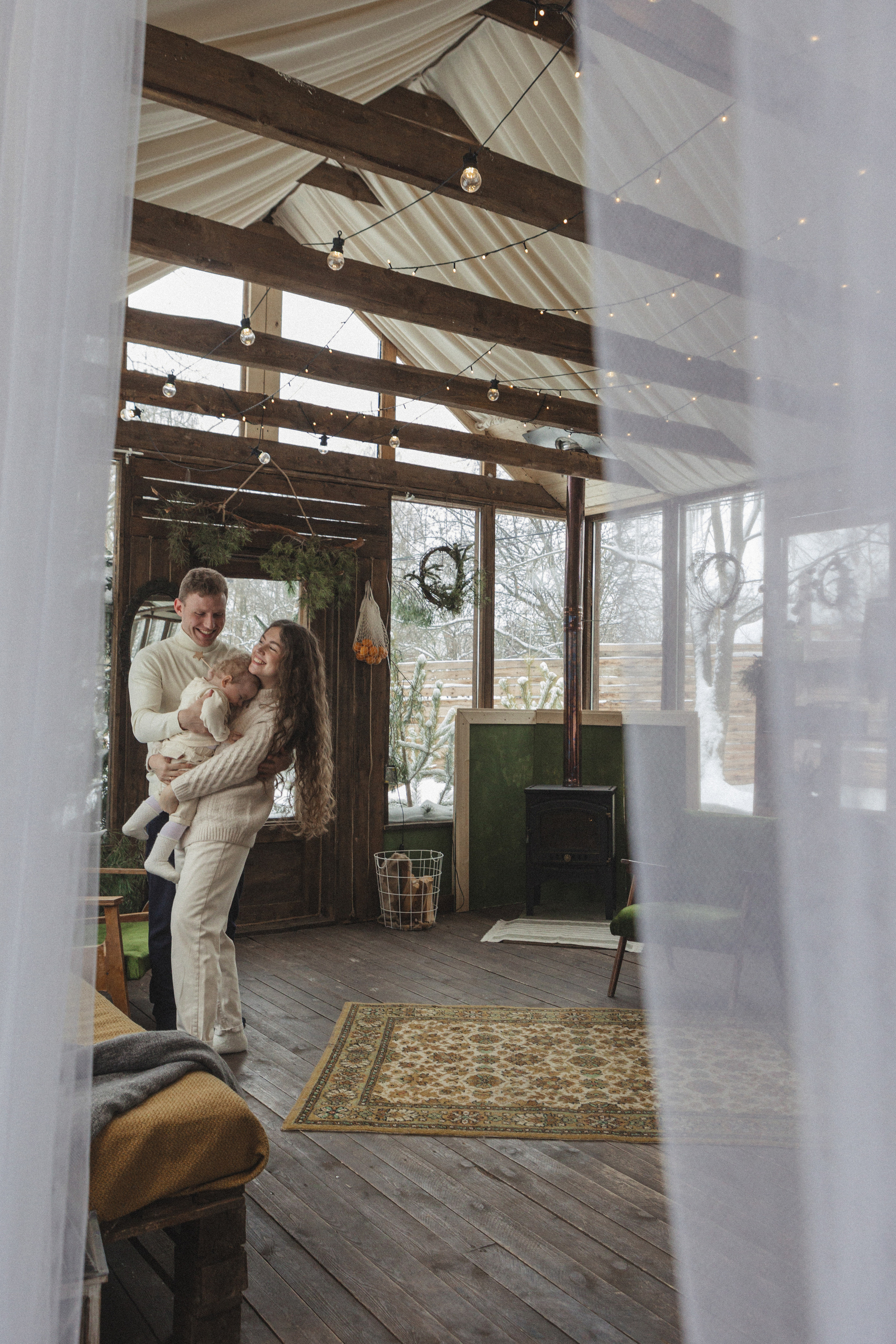 Анастасия, Андрей и София. Главная