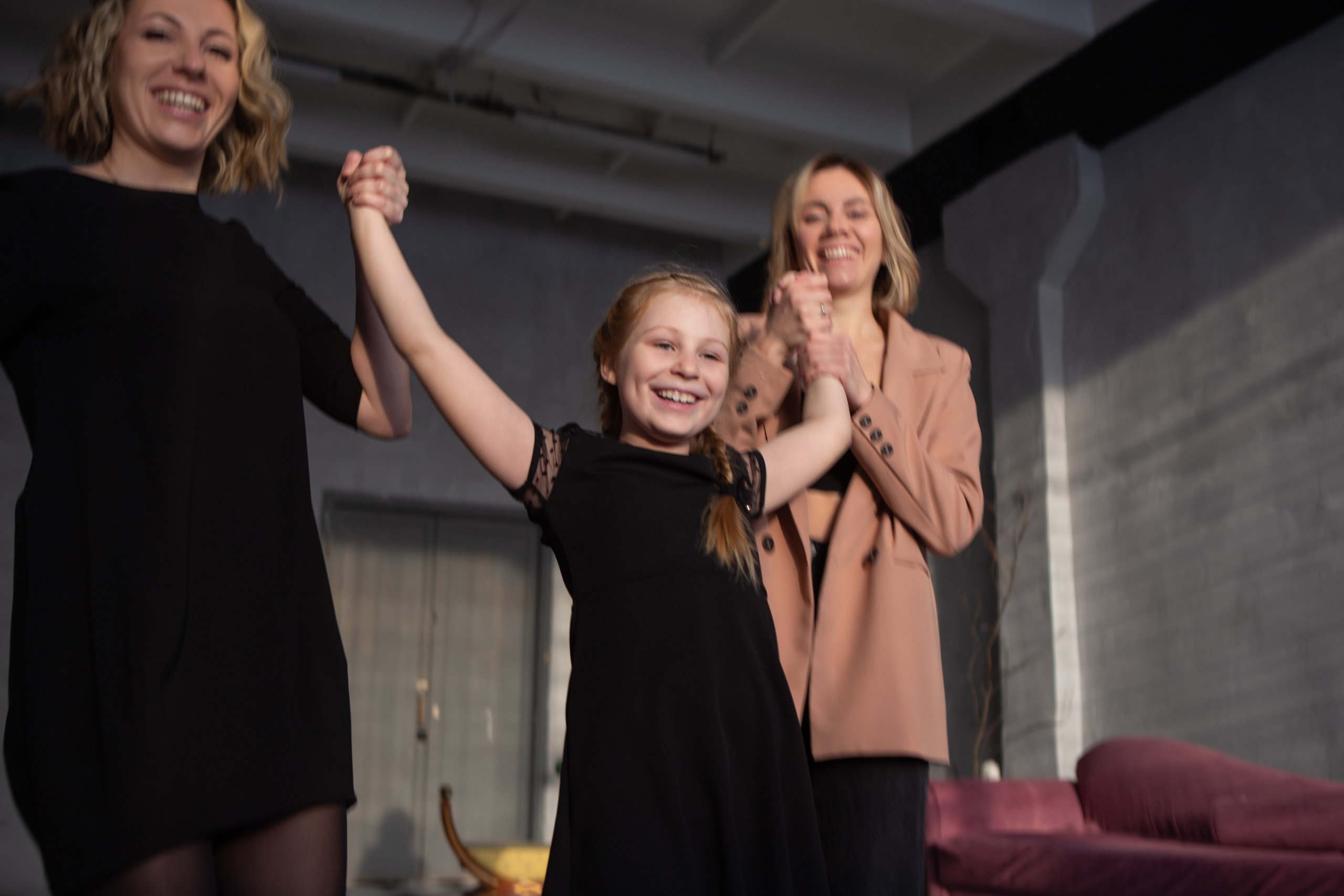 Даша, Аня и Маша. Главная