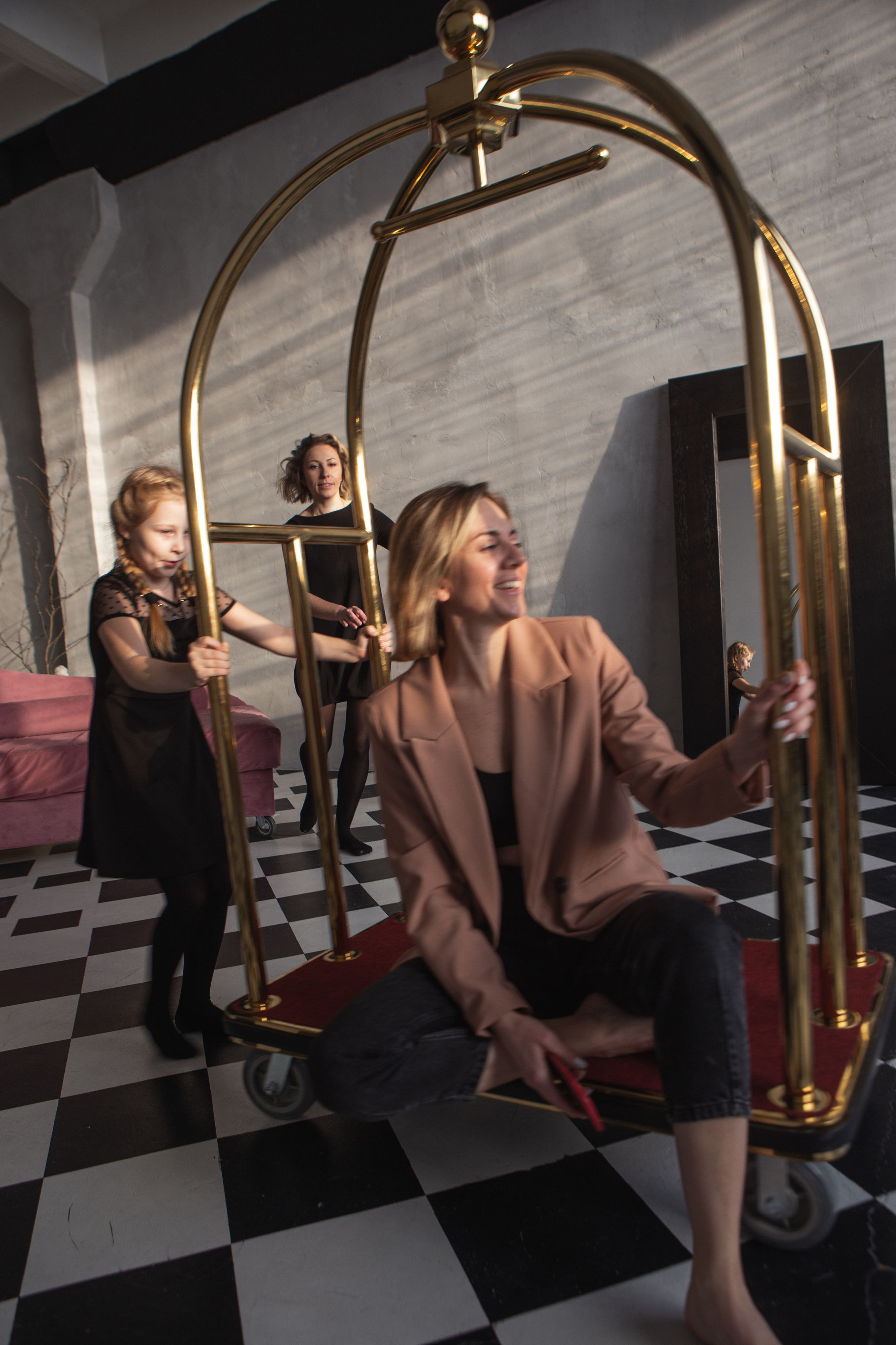 Даша, Аня и Маша. Главная