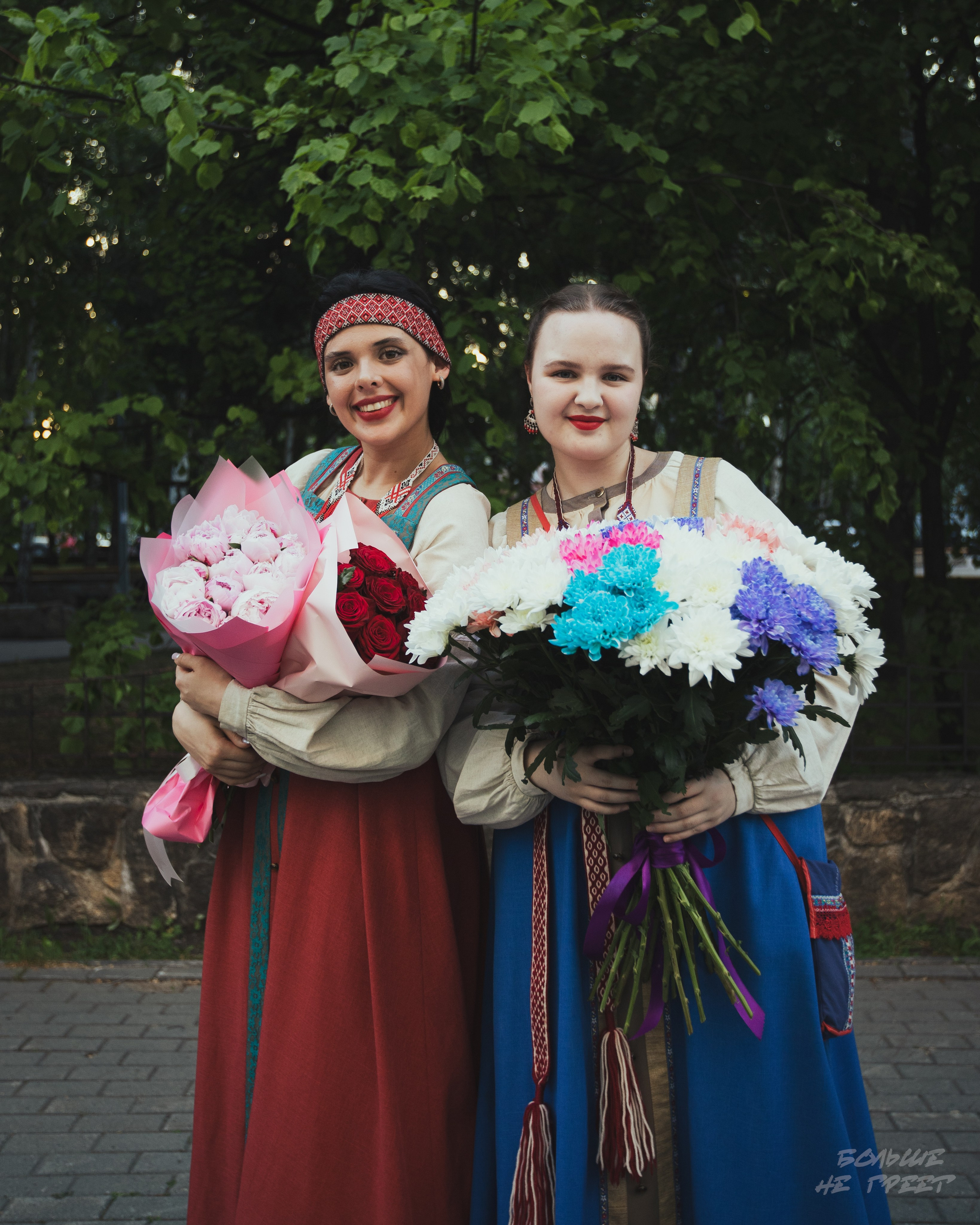 Отчетный концерт фольклорного ансамбля «Радовесъ». Больше не греет